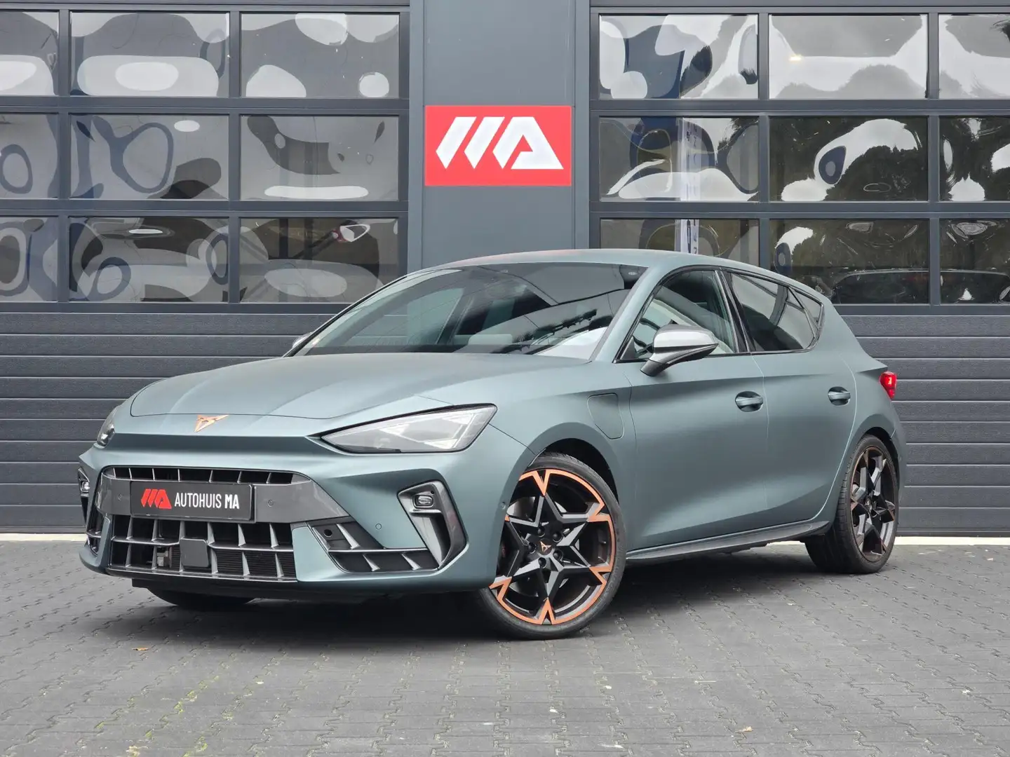 CUPRA Leon 1.5 TSI e-Hybrid VZ Nieuw Model 272PK Carplay/SENN Verde - 1