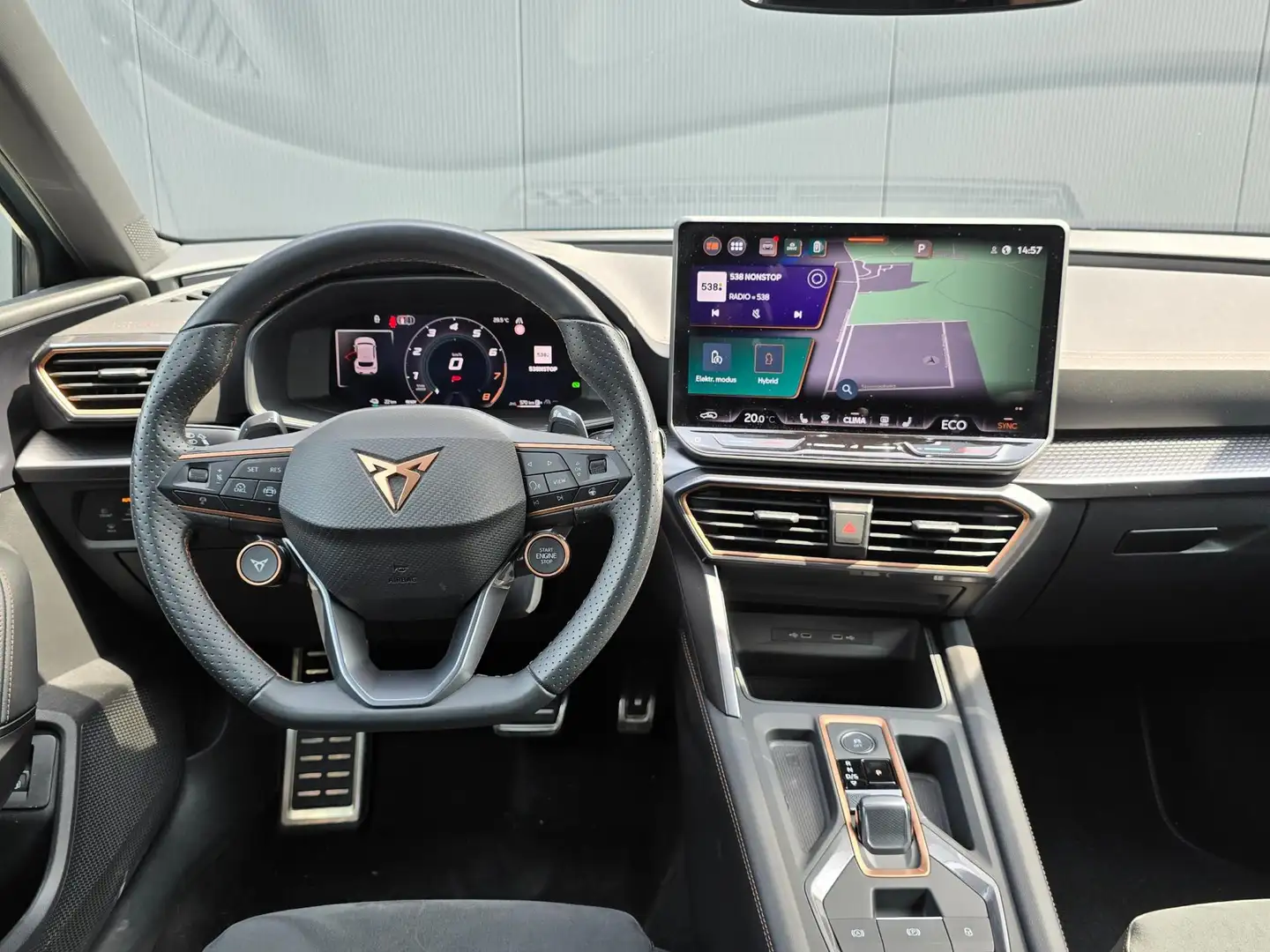 CUPRA Leon 1.5 TSI e-Hybrid VZ Nieuw Model 272PK Carplay/SENN Verde - 2