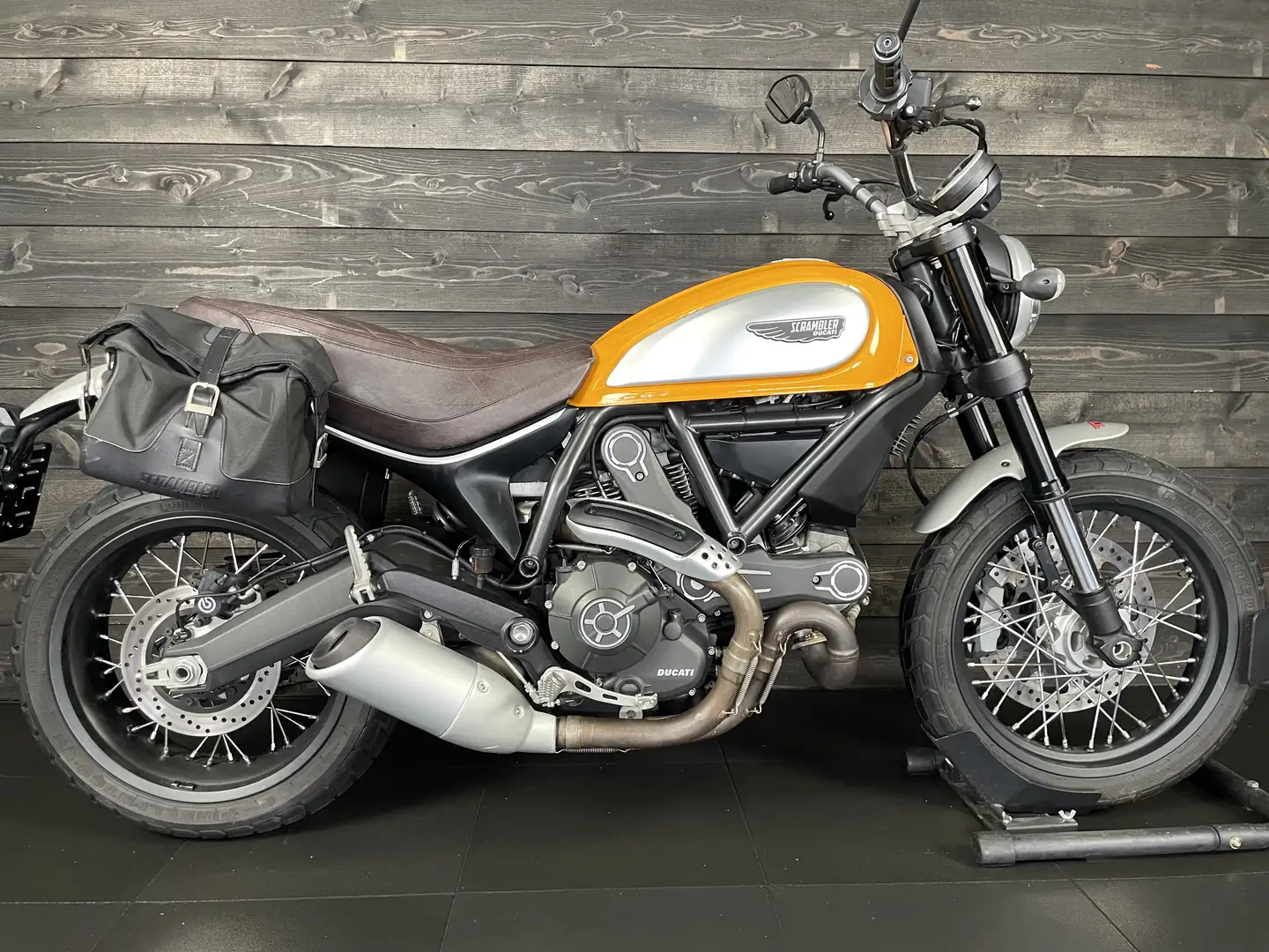 Ducati Scrambler Galben - 2