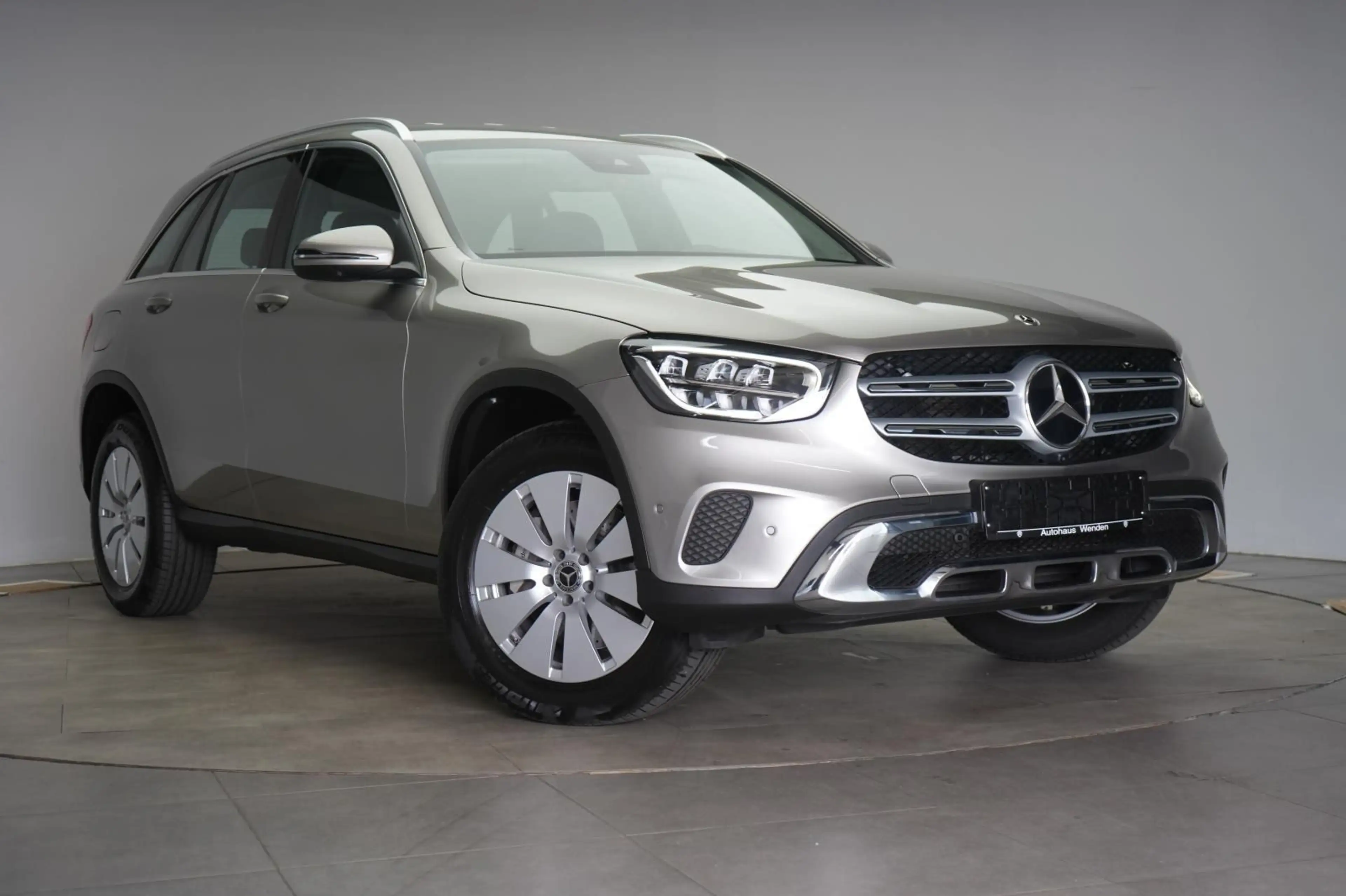 Mercedes-Benz GLC 300 de 4Matic 9G-Tronic Temp/360Kamera/Carpl