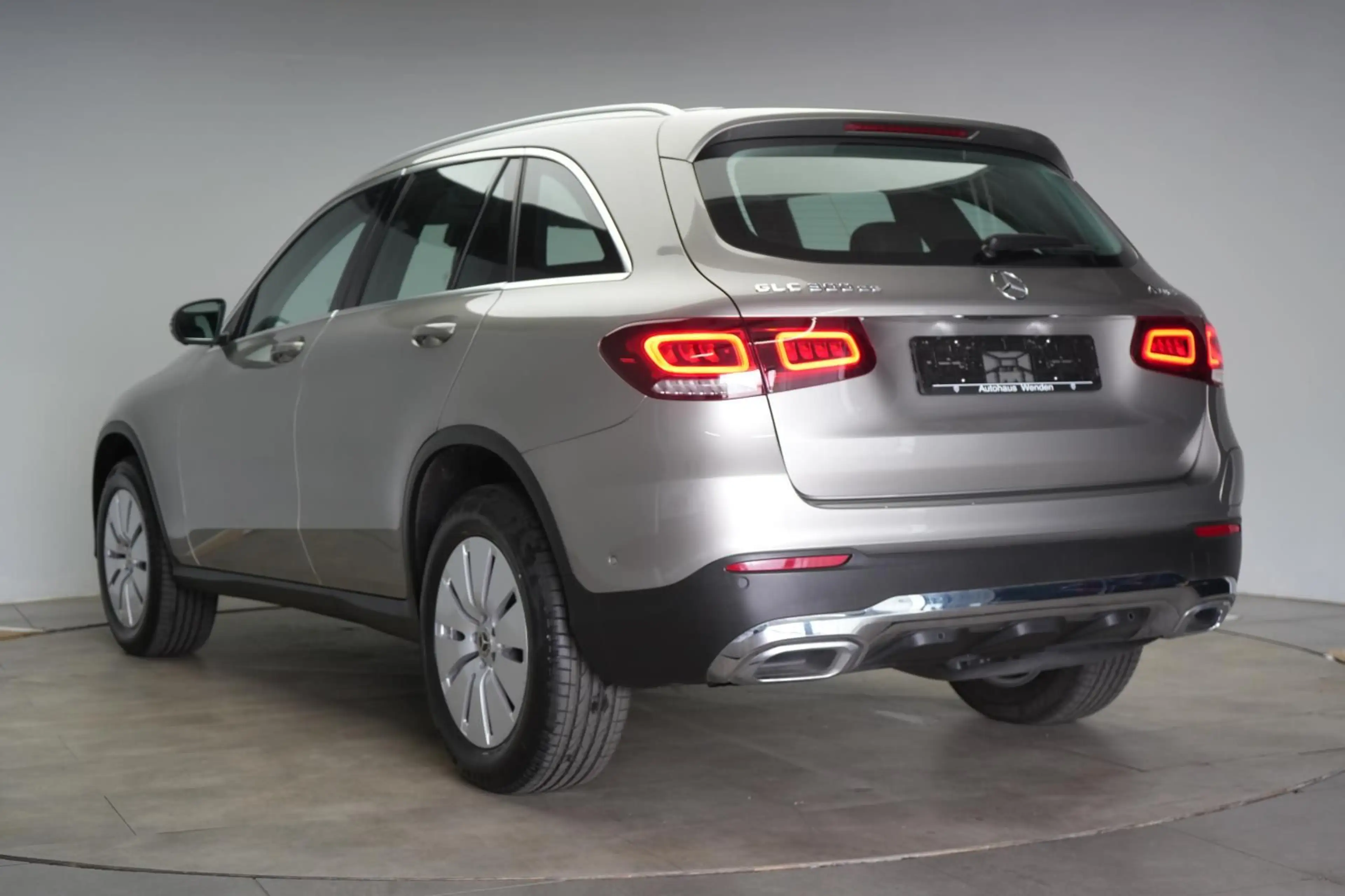 Mercedes-Benz GLC 300 de 4Matic 9G-Tronic Temp/360Kamera/Carpl — photo 5