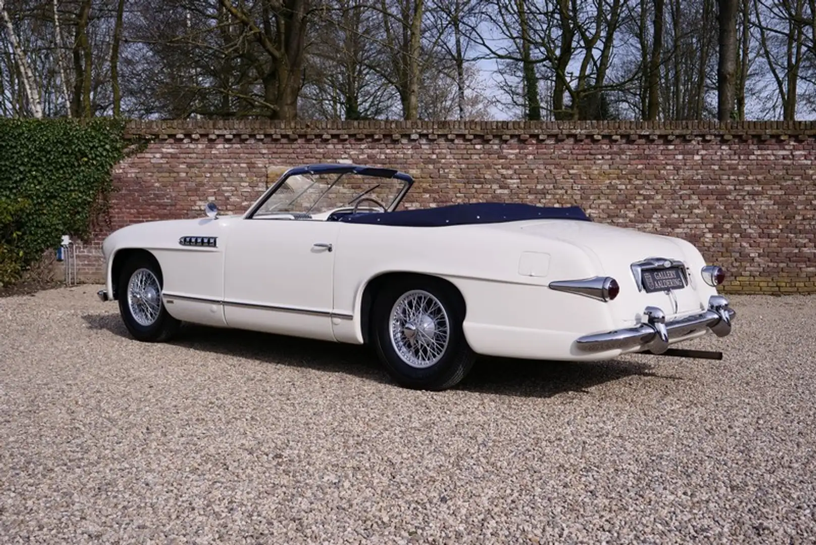 Oldtimer Delahaye 235 Convertible by Antem. The 1952 Paris Motor Sho Alb - 2