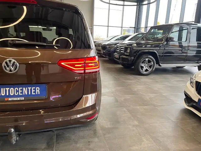 Volkswagen Touran view 27