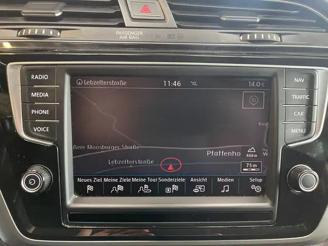 Volkswagen Touran view 12