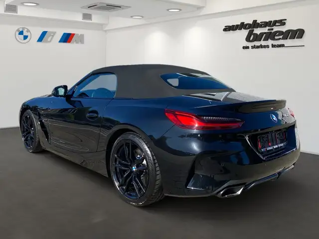 BMW Z4 view 4