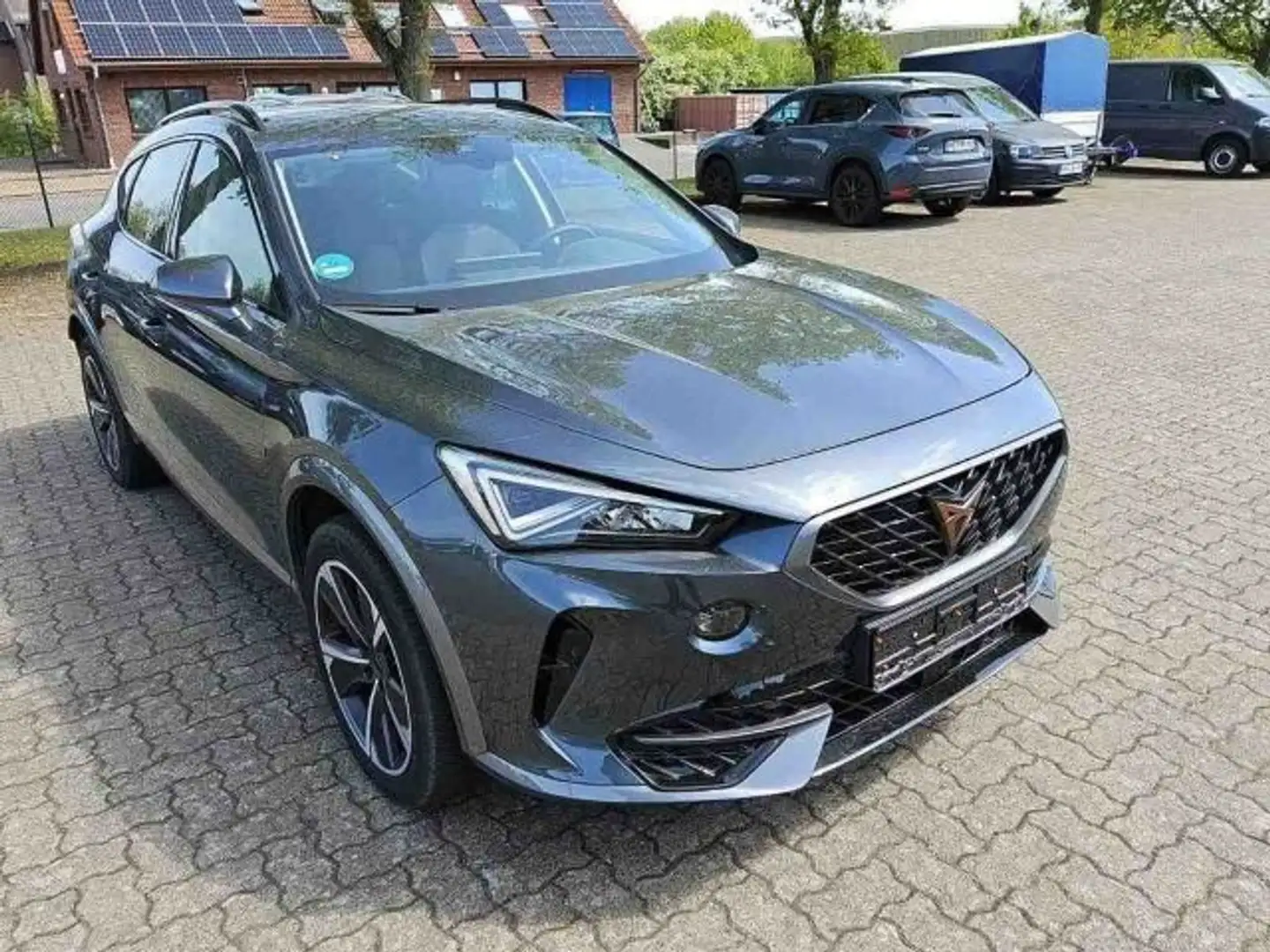 CUPRA Formentor 1.4 e-Hybrid DSG LED+NAVI+ACC+DAB+SHZ Grau - 2