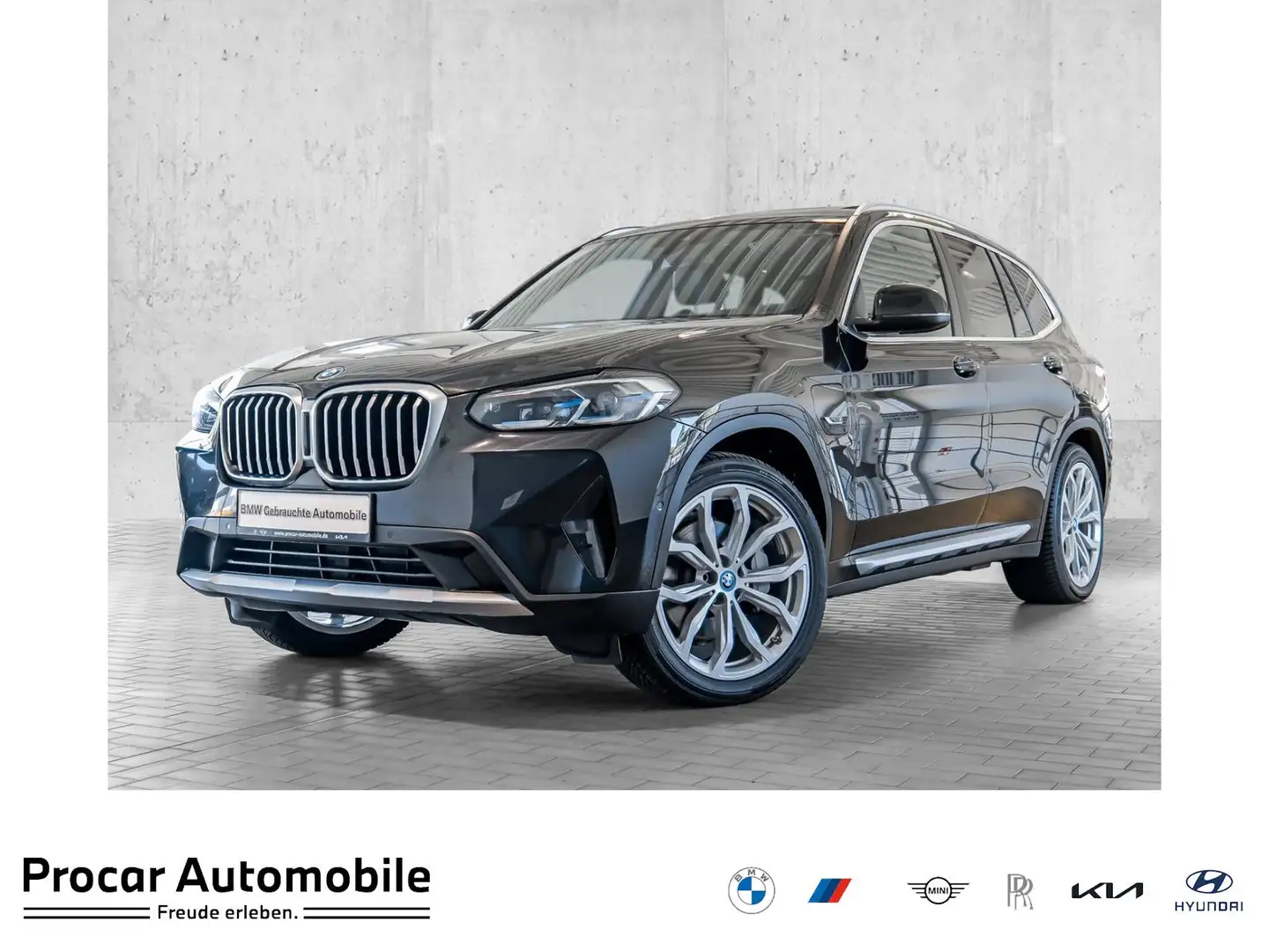 BMW X3 xDrive30e HeadUp Anhängk. Pano 20Zoll Laser Komfzg Black - 1