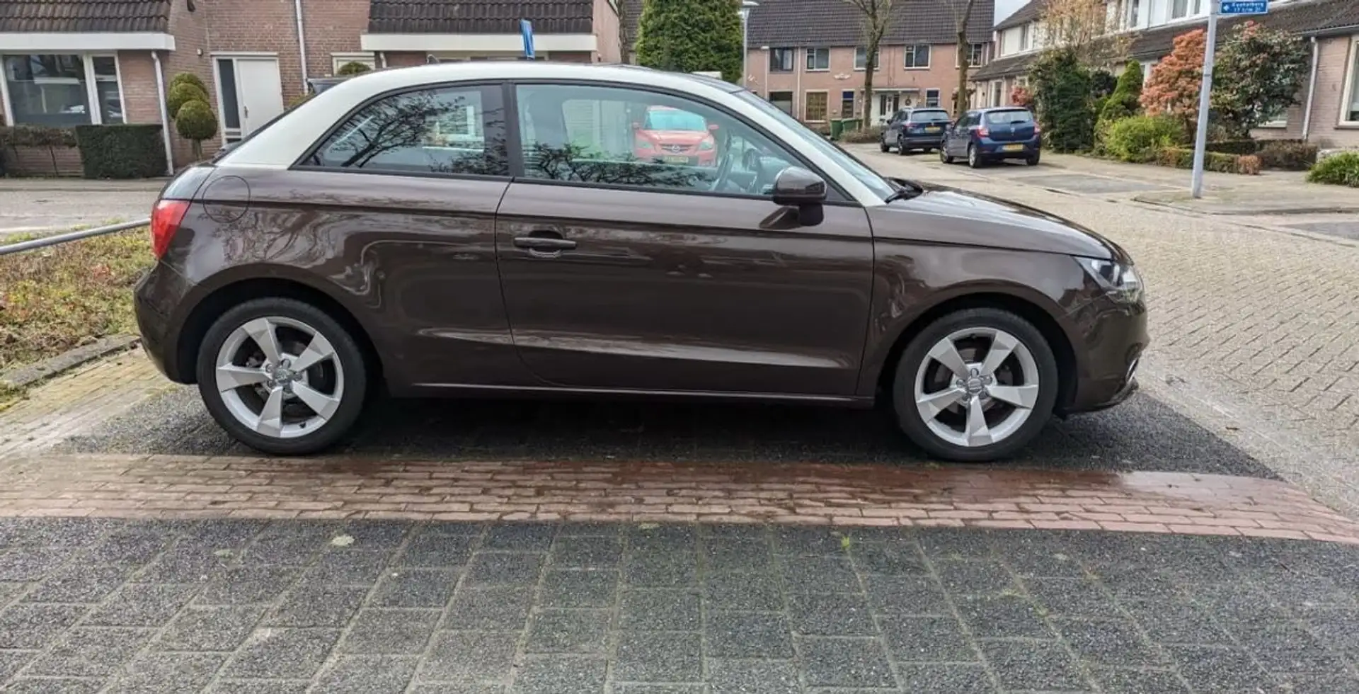 Audi A1 1.2 TFSI Amb. PL. B. Bruin - 2