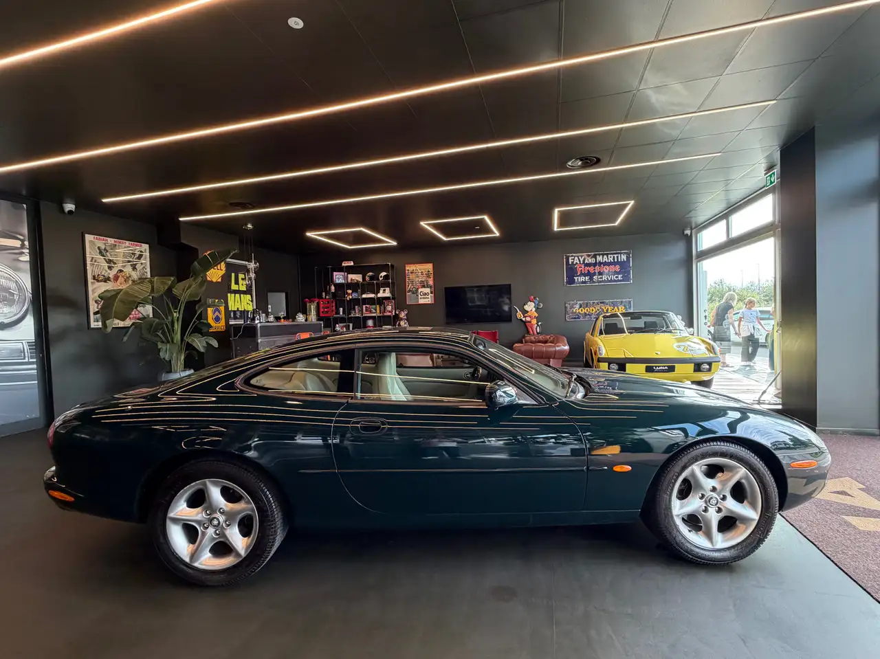Jaguar XK8 Coupe 4.0 -Full Set-, foto 3