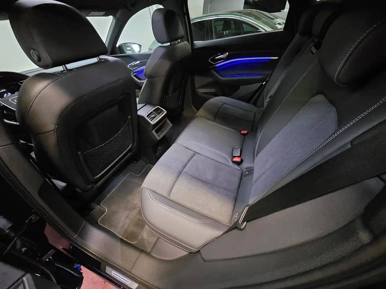 Audi Q8 SPORTBACK 55 SLINE / PANO / SFEERVERLICHTING B&O BOXEN SOH ATTEST 95% AANWEZIG, миниатюра 28