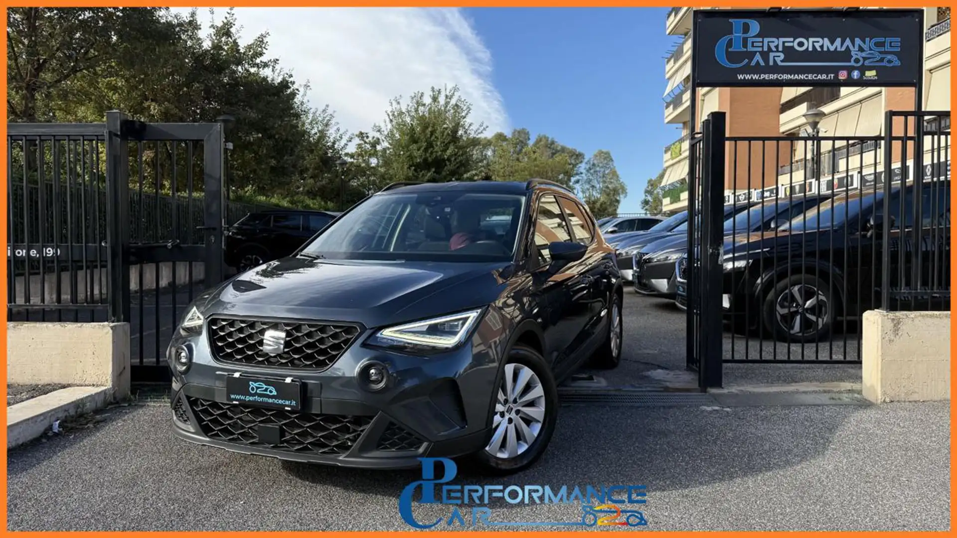 SEAT Arona 1.0 ECO TSI 110CV STYLE *24M.G.*C.L.16*CARPLAY* Gris - 1