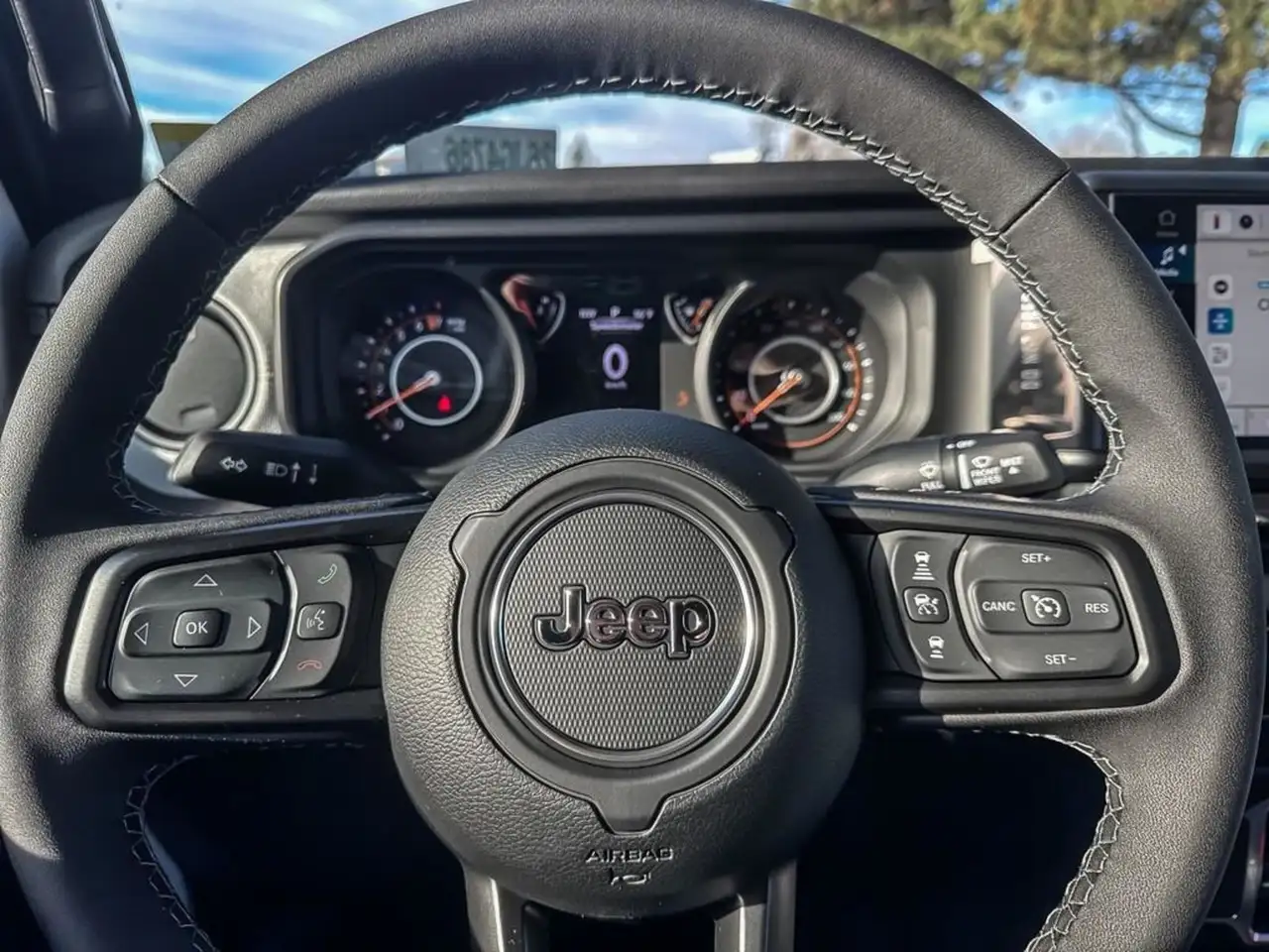 Jeep Gladiator снимка Jeep Gladiator