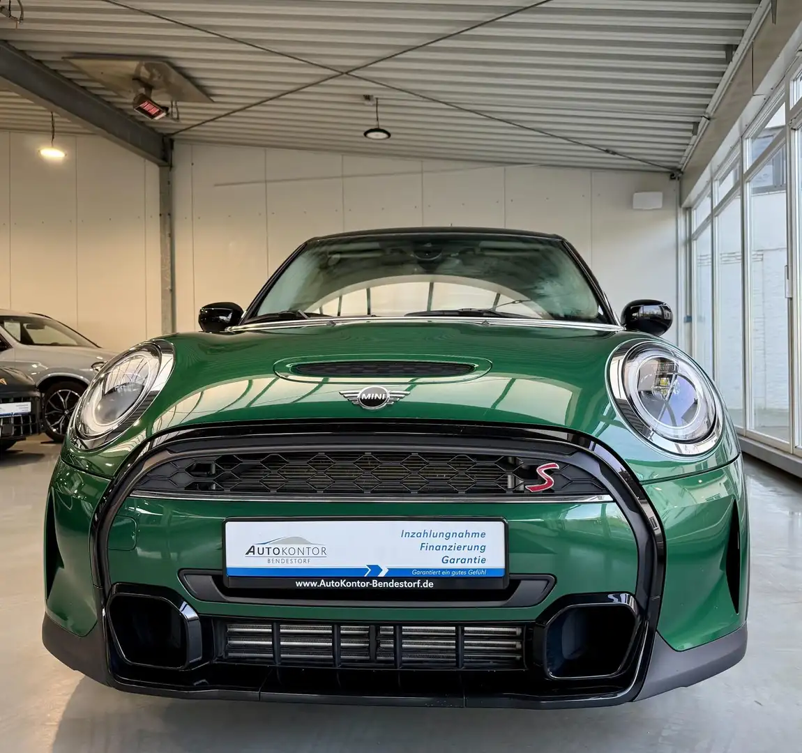 MINI Cooper S Sport Autom., *LED *CarPlay *Kamera *PDC Grün - 1