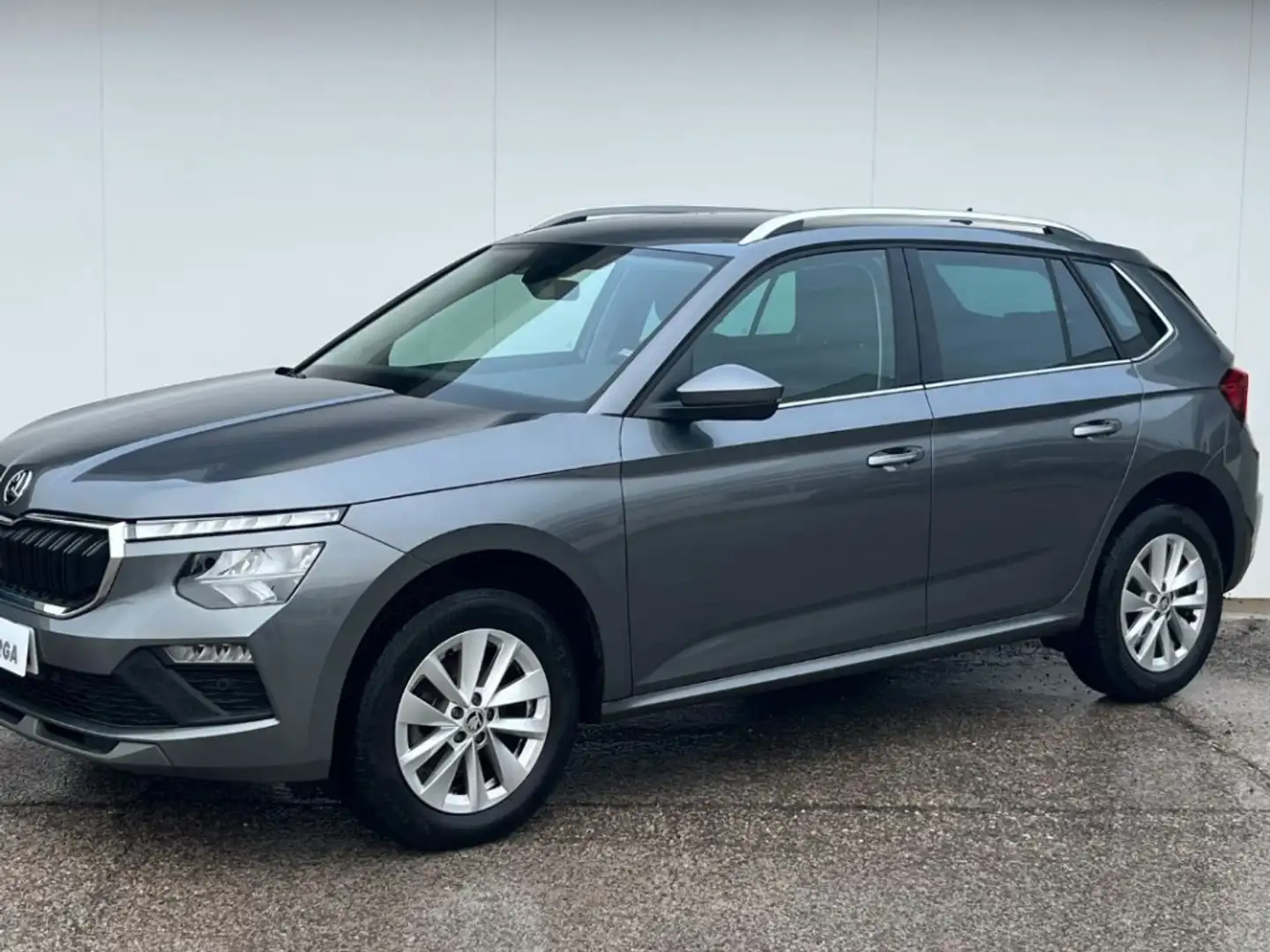 Skoda Kamiq 1.0 TSI Selection 85kW Gris - 1