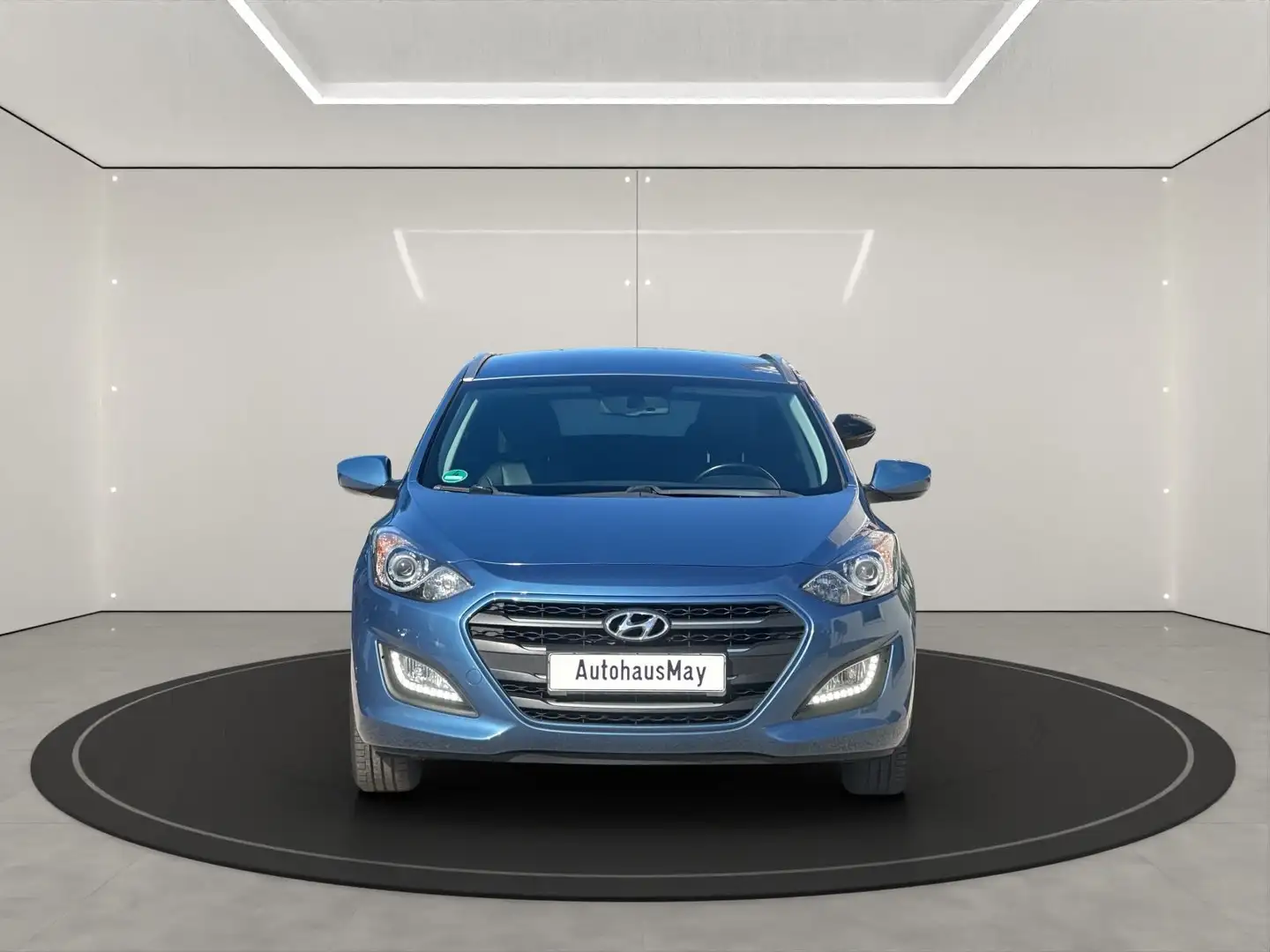 Hyundai i30 cw Trend 1.Hand Blau - 2