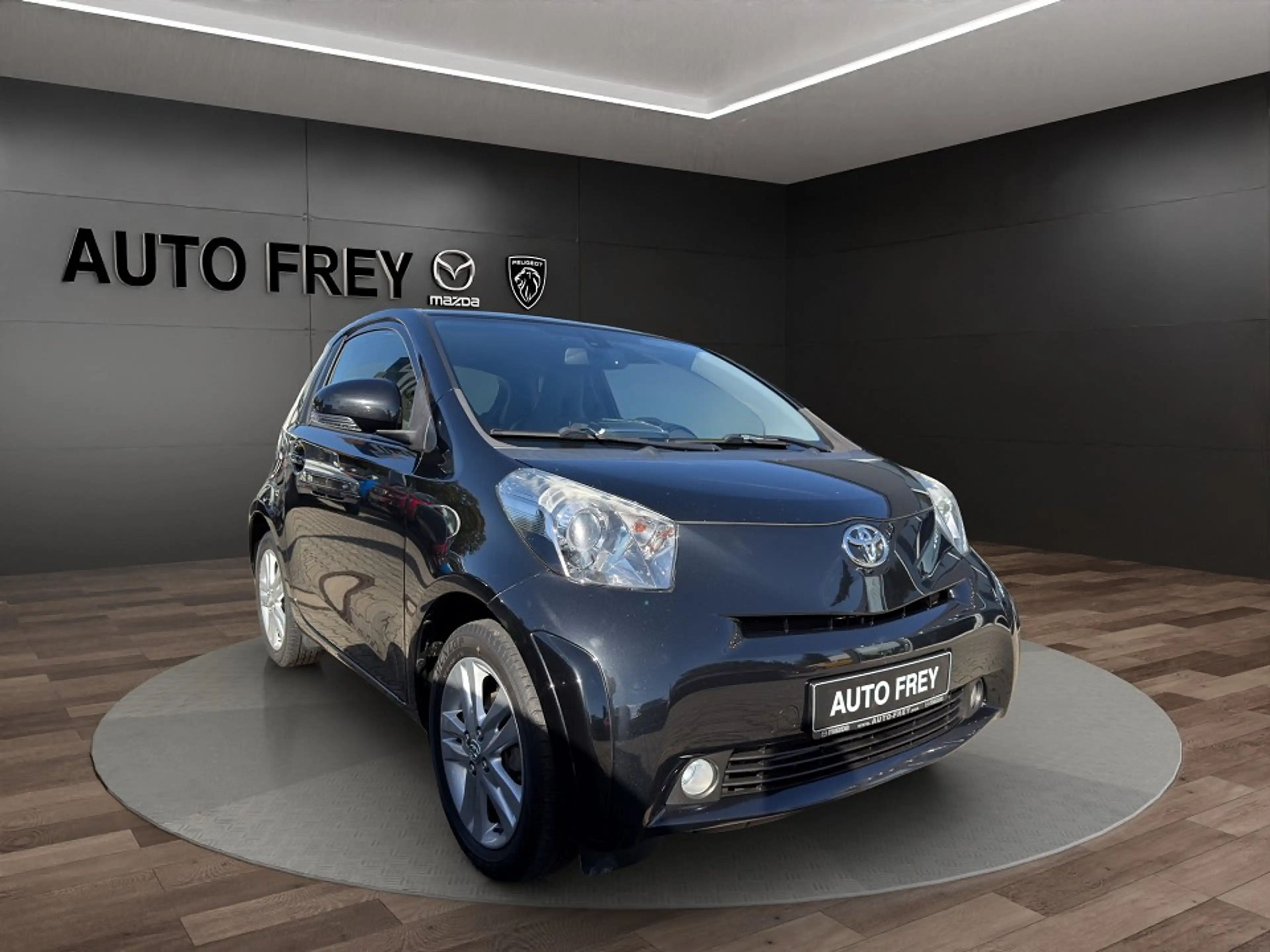 Toyota iQ 1.33 Automatik