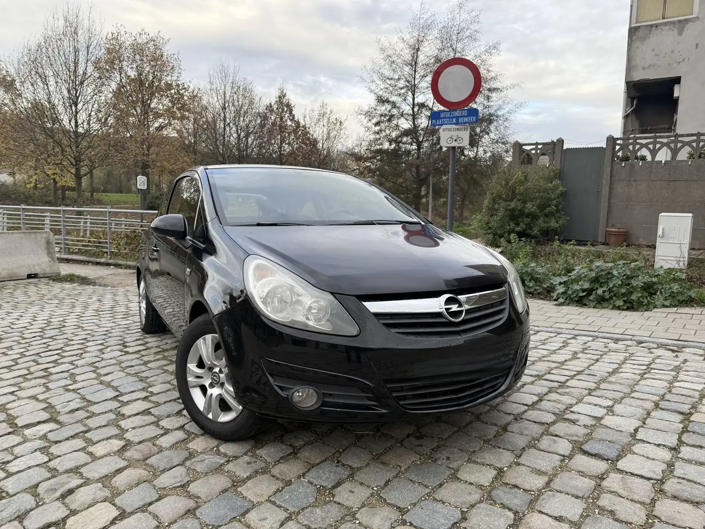 Opel Corsa 1.3 CDTi ecoFLEX Enjoy - 2