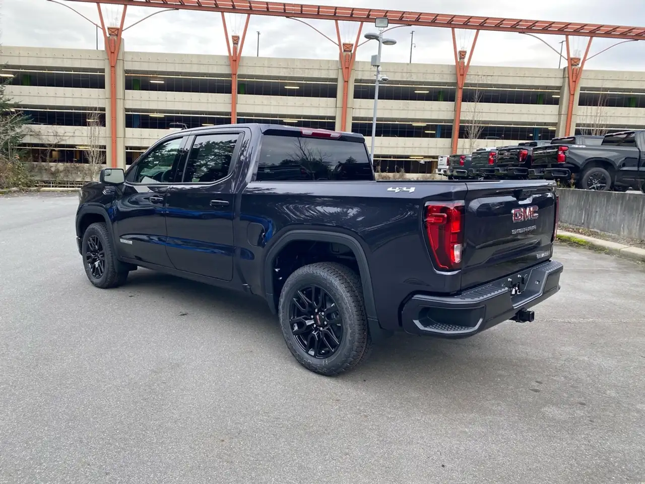 GMC Sierra 1500 снимка GMC Sierra 1500