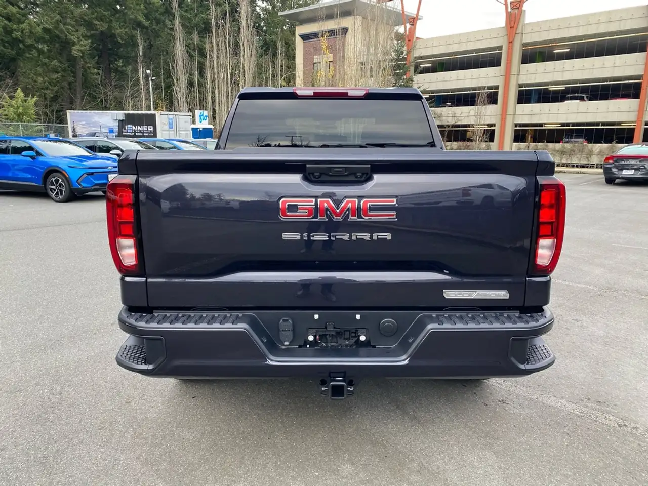 GMC Sierra 1500 снимка GMC Sierra 1500