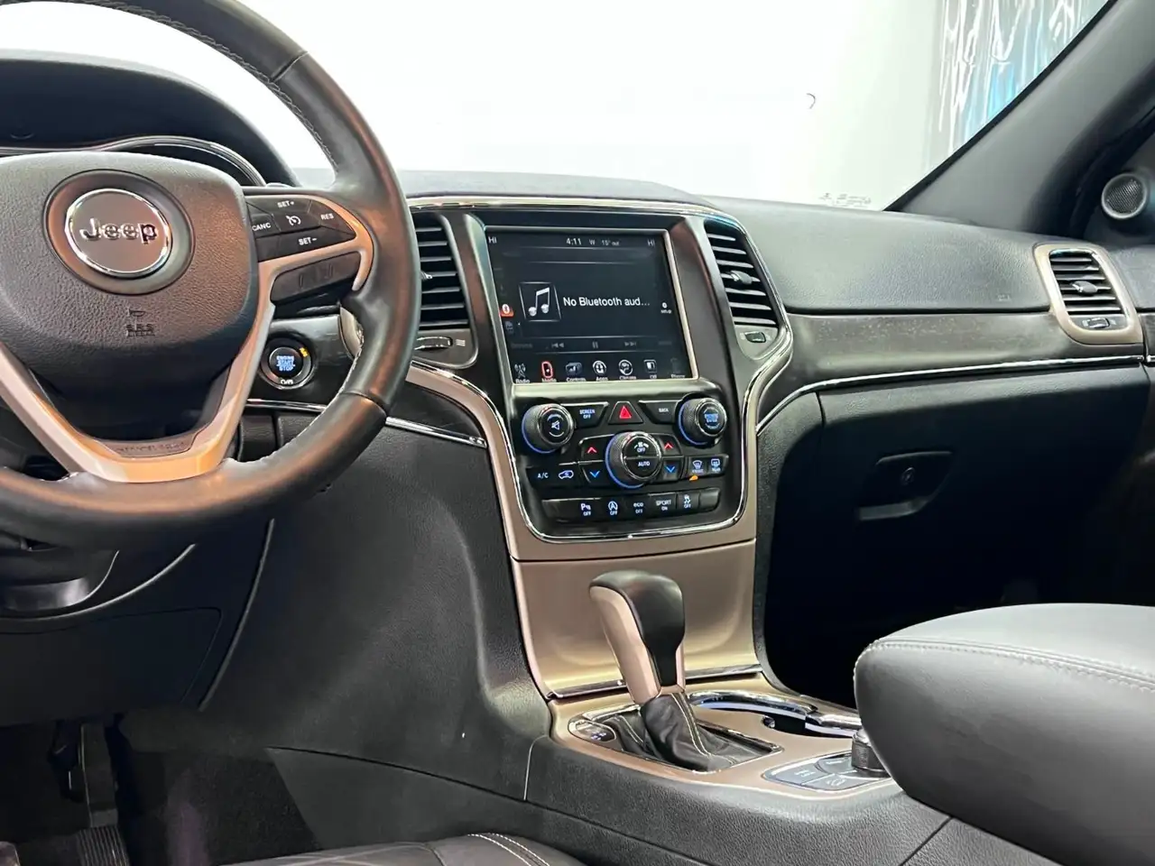 Jeep Grand Cherokee снимка Jeep Grand Cherokee
