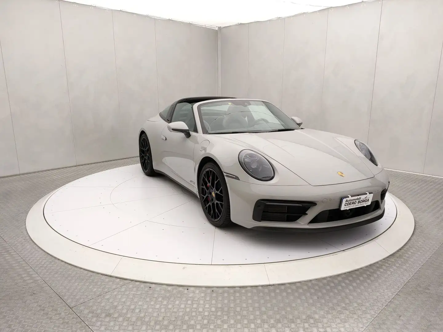 Porsche 911 Targa 4 GTS Grigio - 1