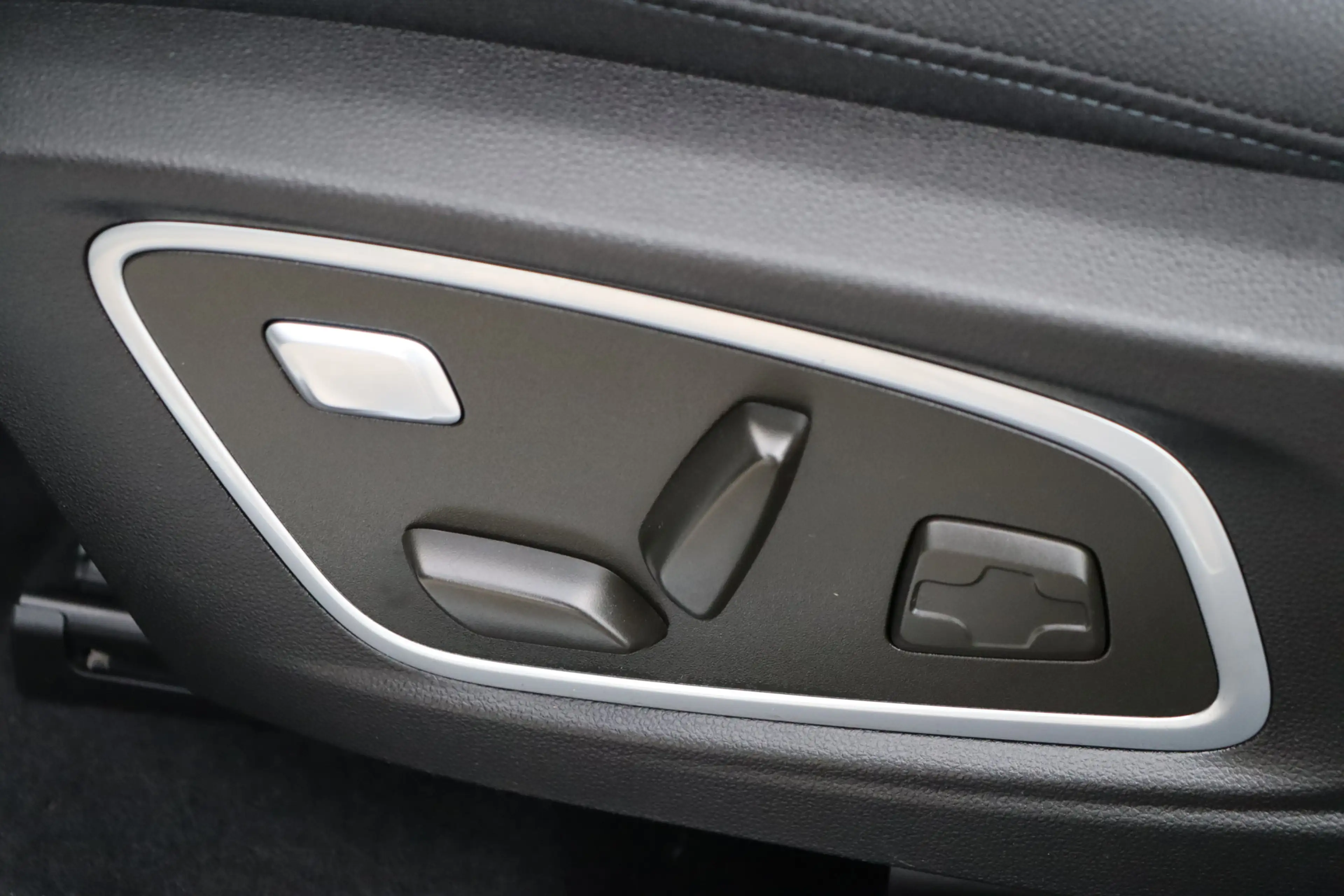 Renault Espace E-Tech full hybrid 200 techno 7p. | Adap. Cruise | — photo 26