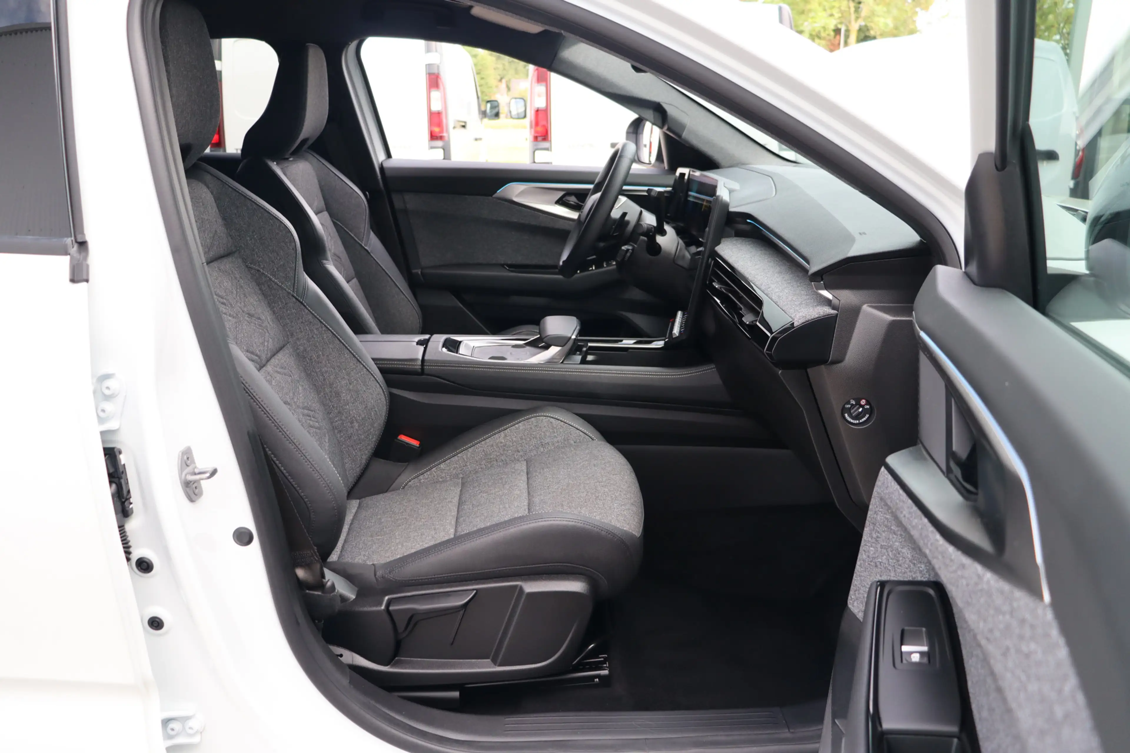 Renault Espace E-Tech full hybrid 200 techno 7p. | Adap. Cruise | — photo 12