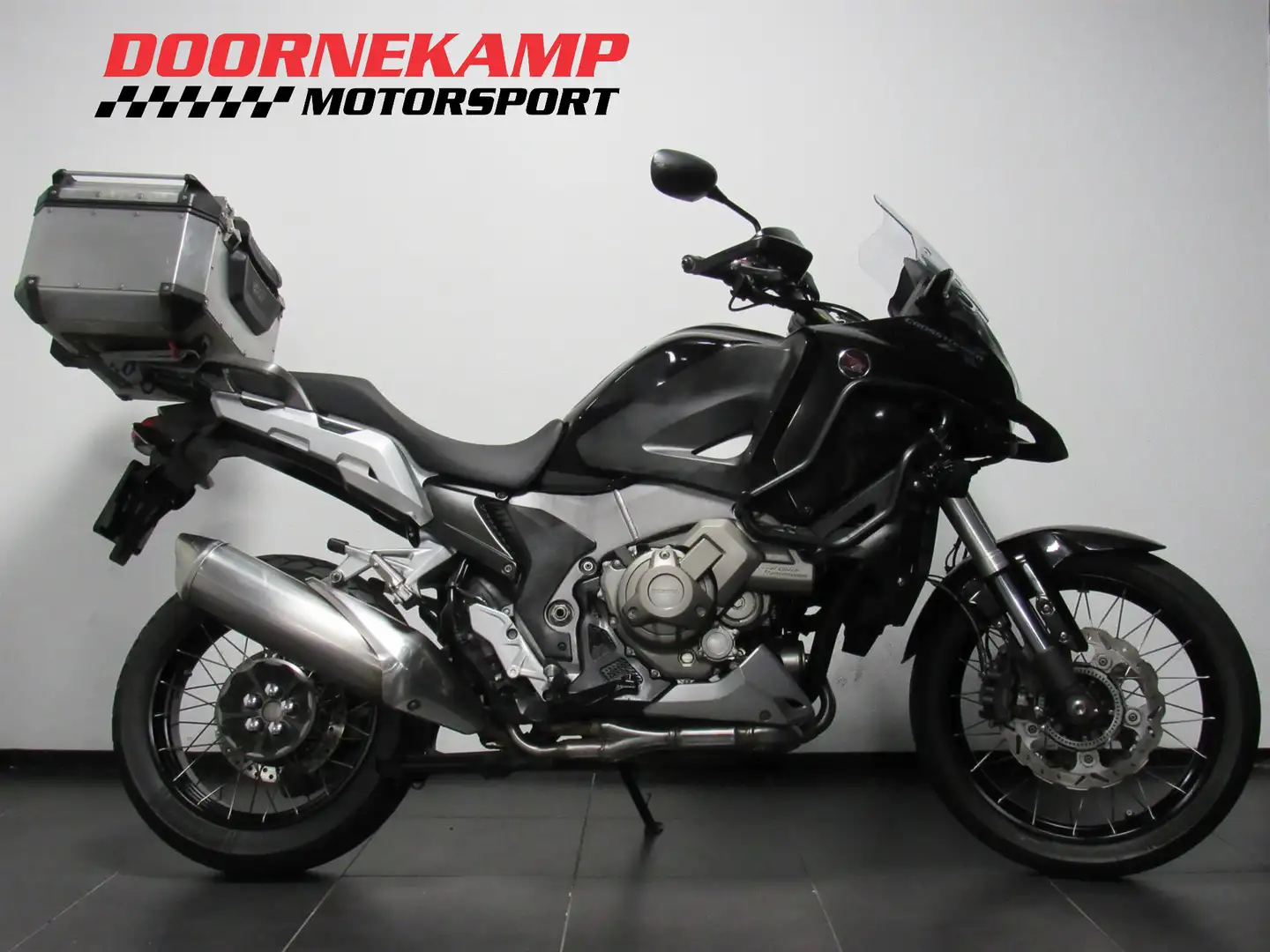 Honda VFR 1200 X DCT CROSSTOURER Zwart - 1