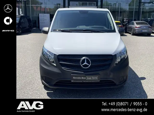 Mercedes-Benz Vito view 5