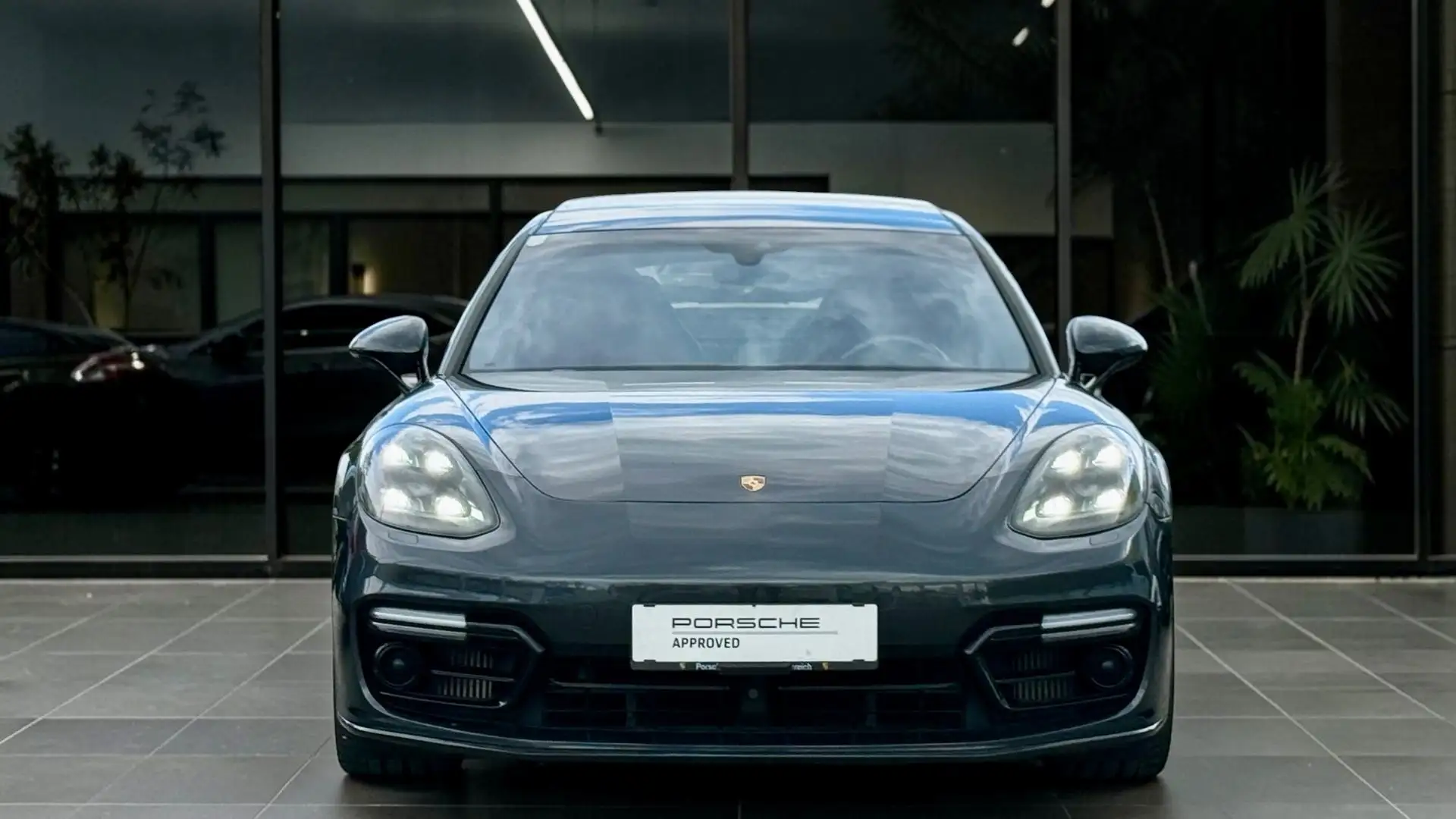Porsche Panamera Turbo S *SportDesign-Paket +Approved Garantie E-H Grau - 2