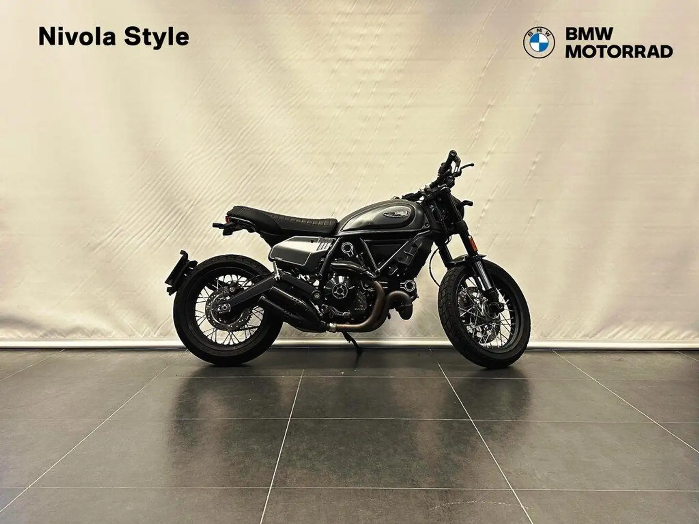 Ducati Icon Dark my19 - 1