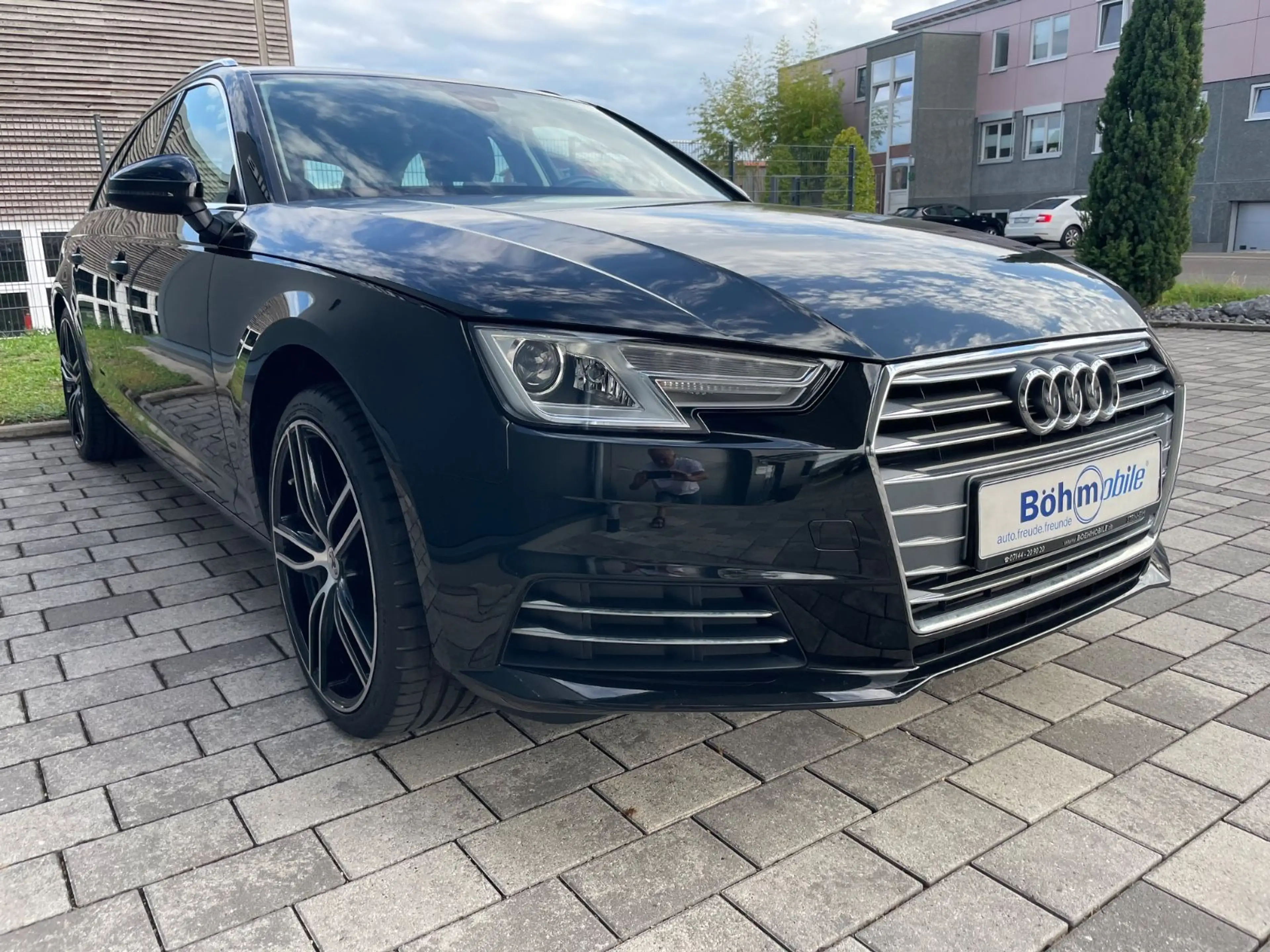 Audi A4 Avant Sport Ultra/19"/AHK/2. Hand — photo 5