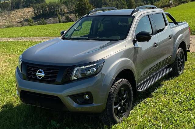 Imagine Nissan Navara Navara DC 4x4 S