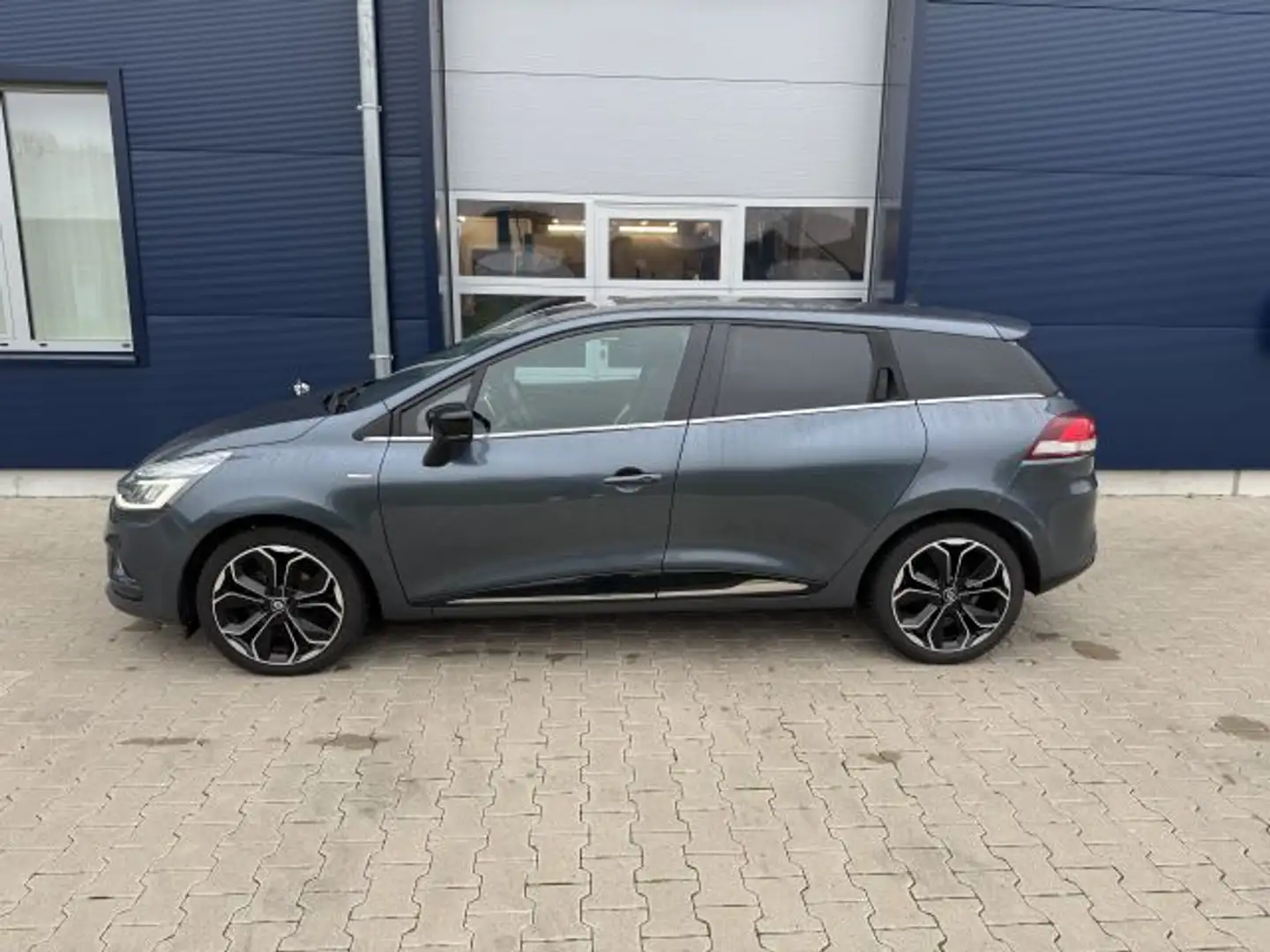Renault Clio Grandtour Energy dCi 110 Bose Edition Grau - 2