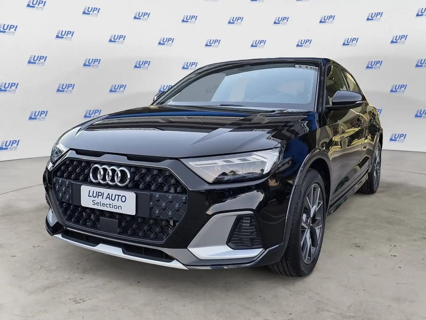 Audi A1 Citycarver 30 1.0 tfsi Edition One Admired 110cv Noir - 1