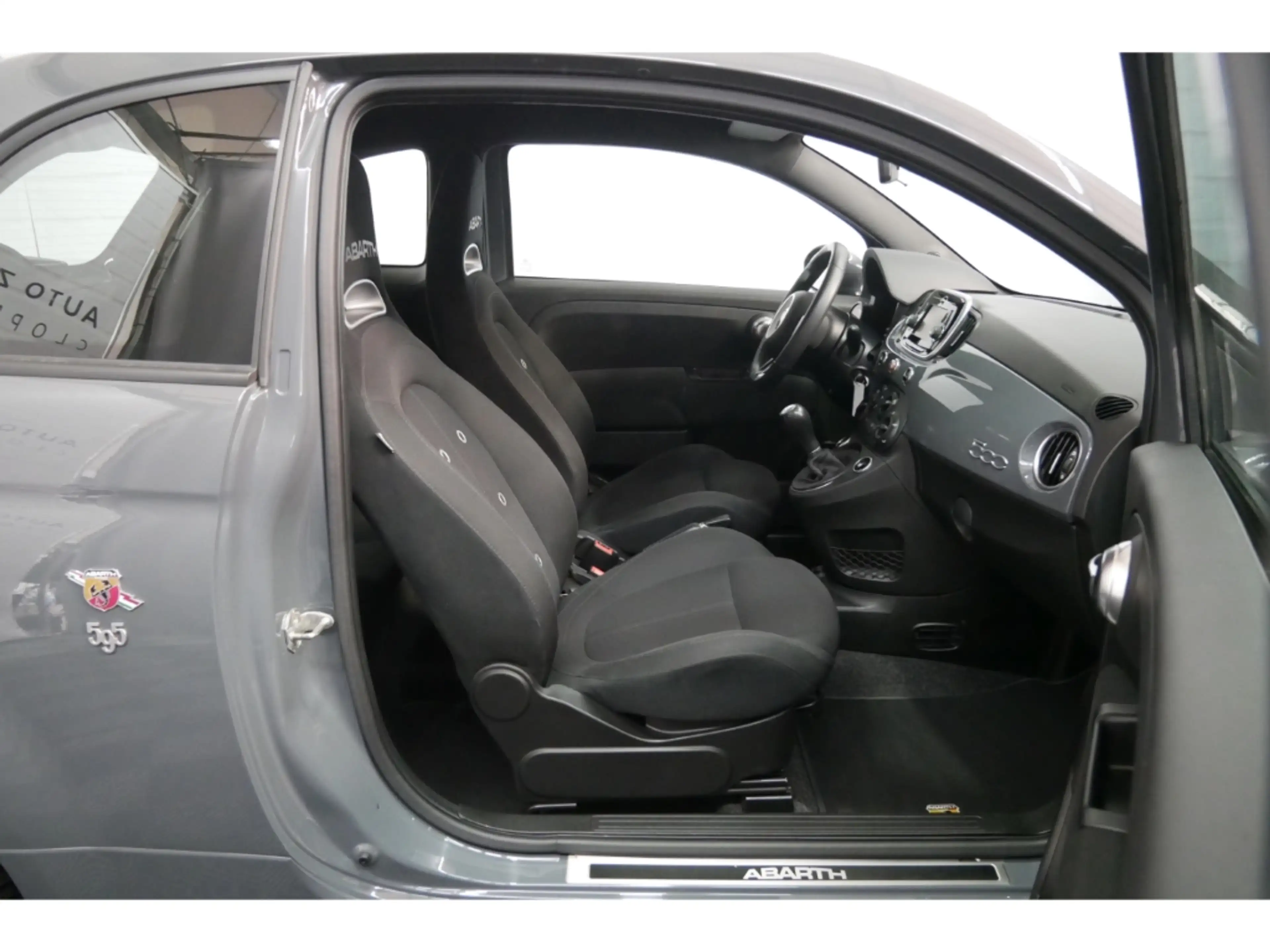 Abarth 500 595 Basis 1.4 T-Jet 16V Klima+Sportsitze+PDC — photo 13