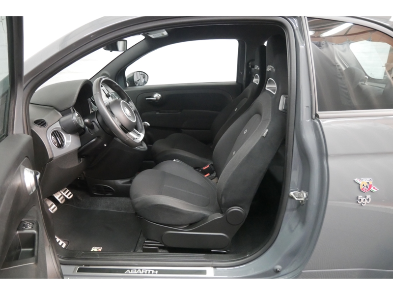 Abarth 500 595 Basis 1.4 T-Jet 16V Klima+Sportsitze+PDC — photo 9