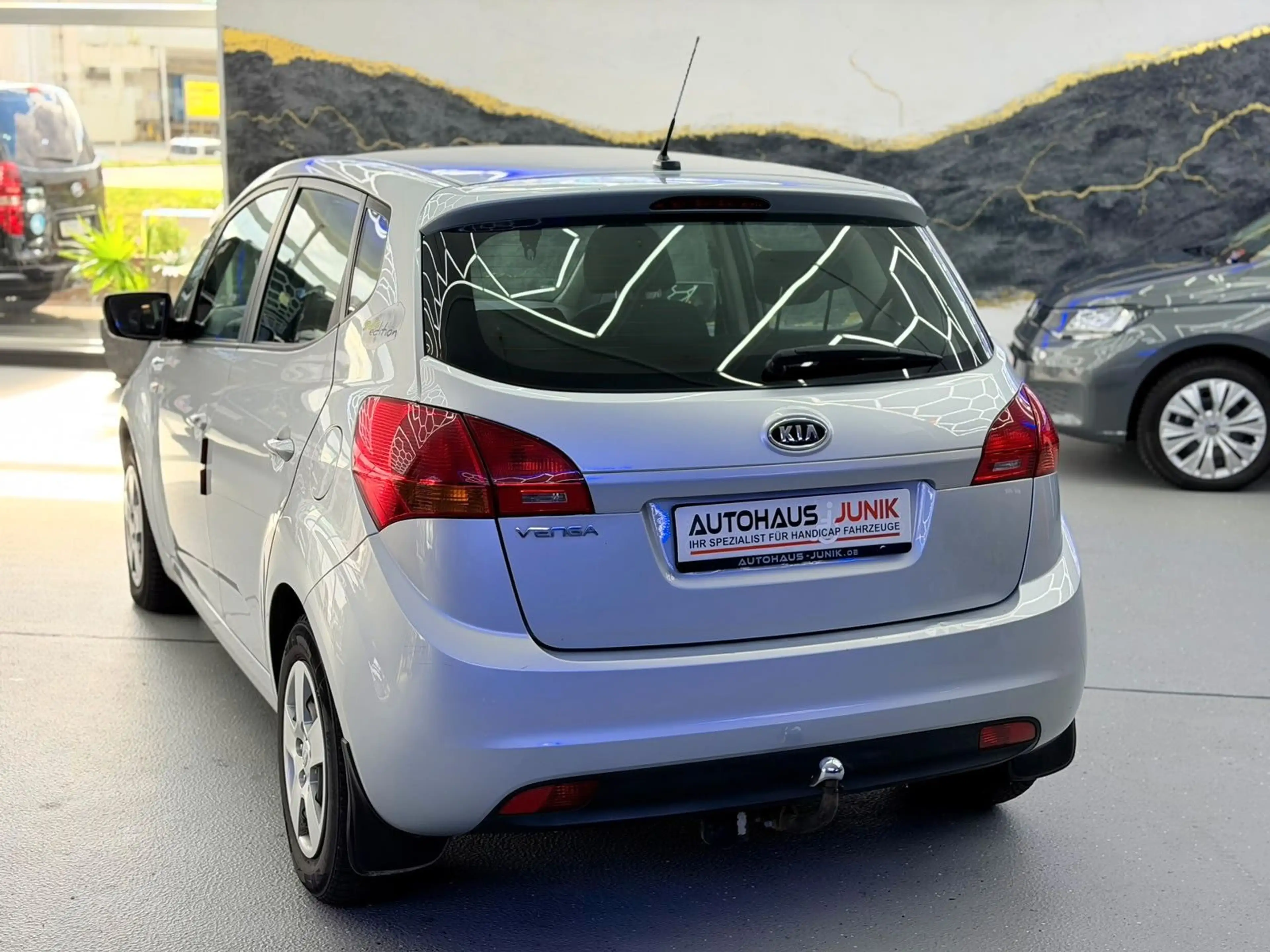 Kia Venga 1.6-Automatik — photo 7