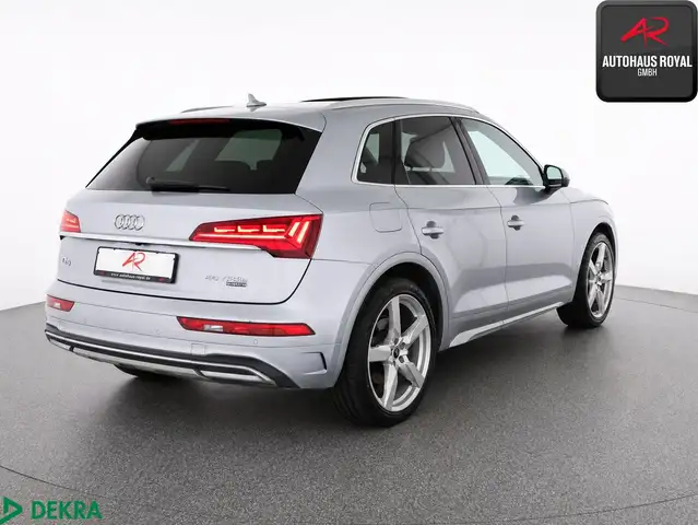 Audi Q5 view 5