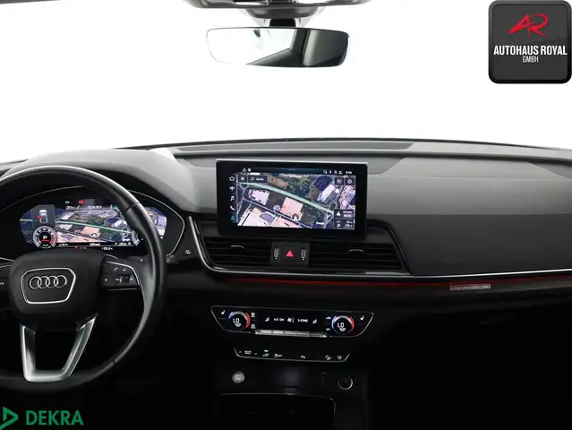 Audi Q5 view 9