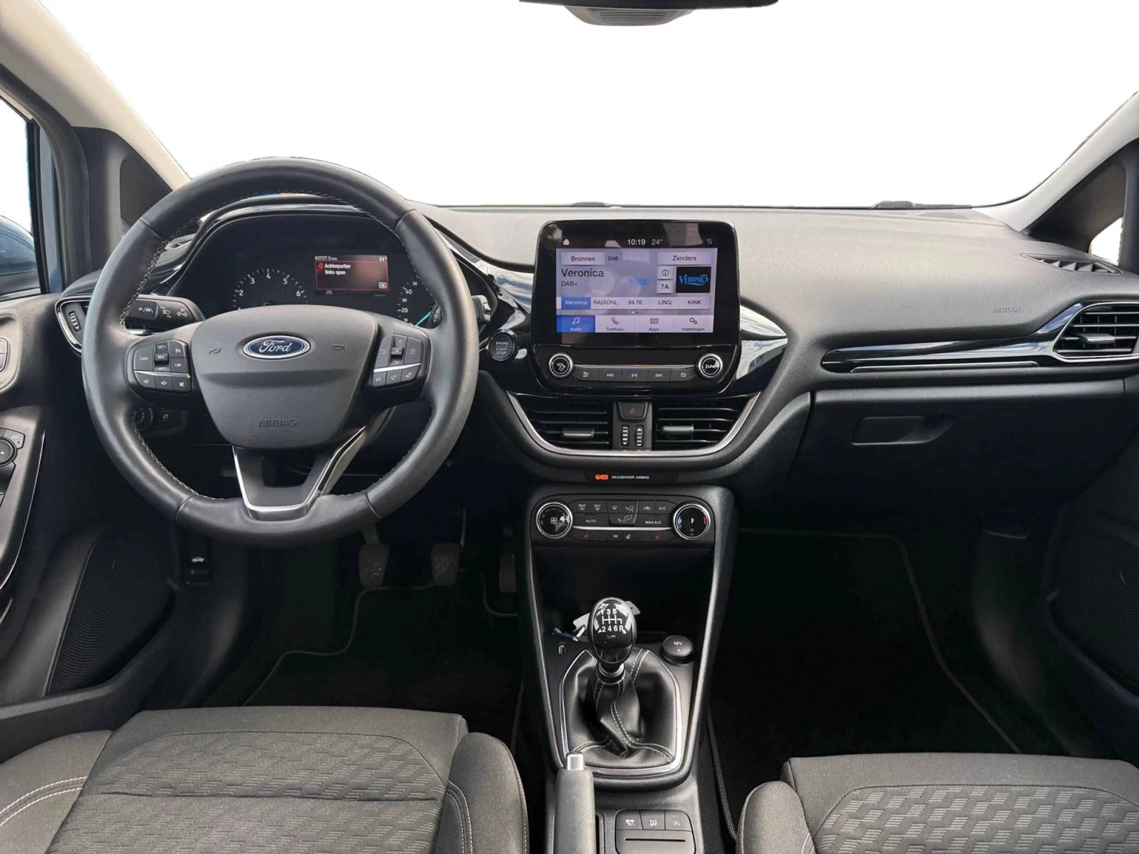 Ford Fiesta 1.0 EcoBoost Hybrid Titanium WinterPack | Parkeers — photo 12