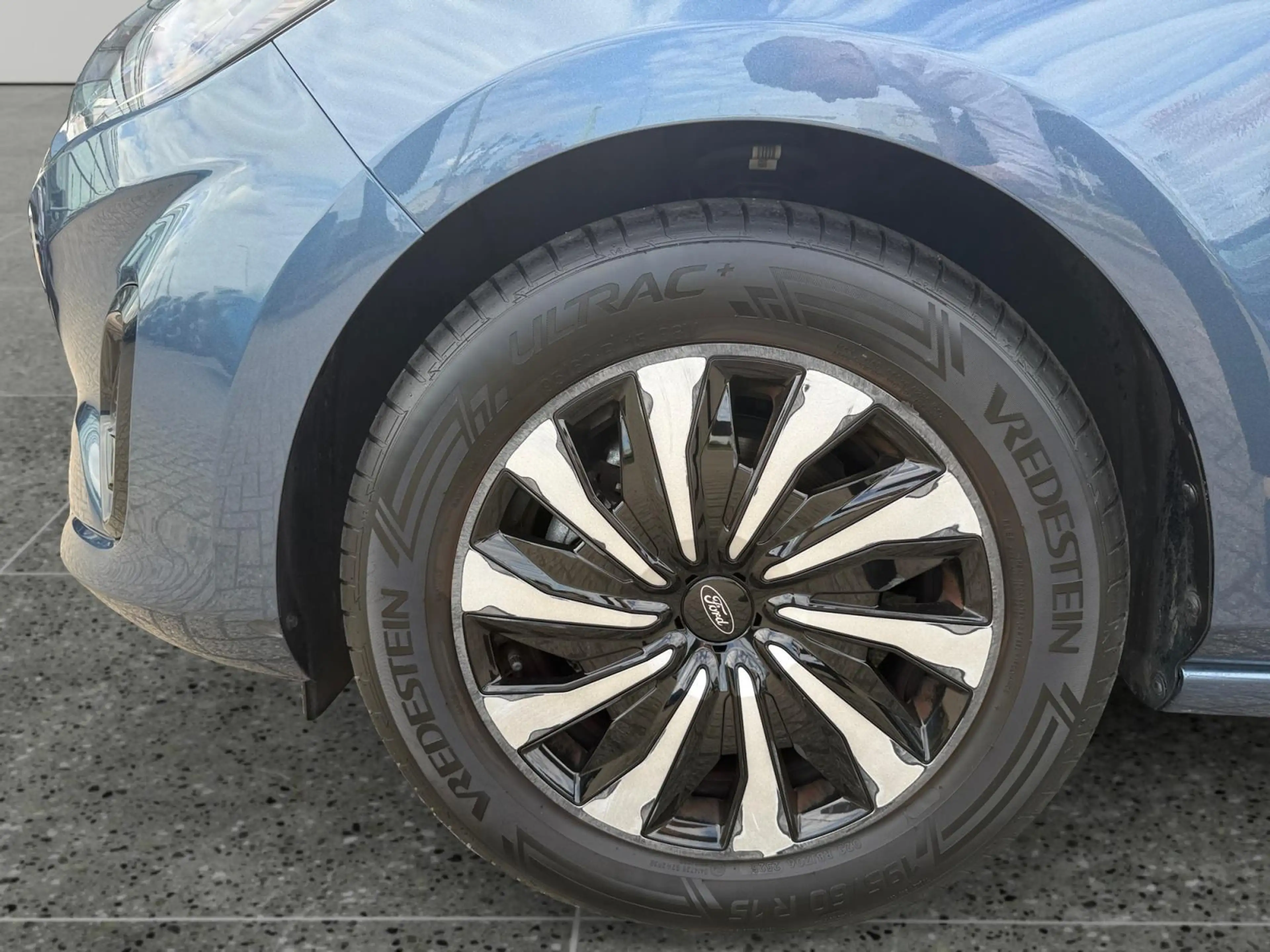 Ford Fiesta 1.0 EcoBoost Hybrid Titanium WinterPack | Parkeers — photo 7