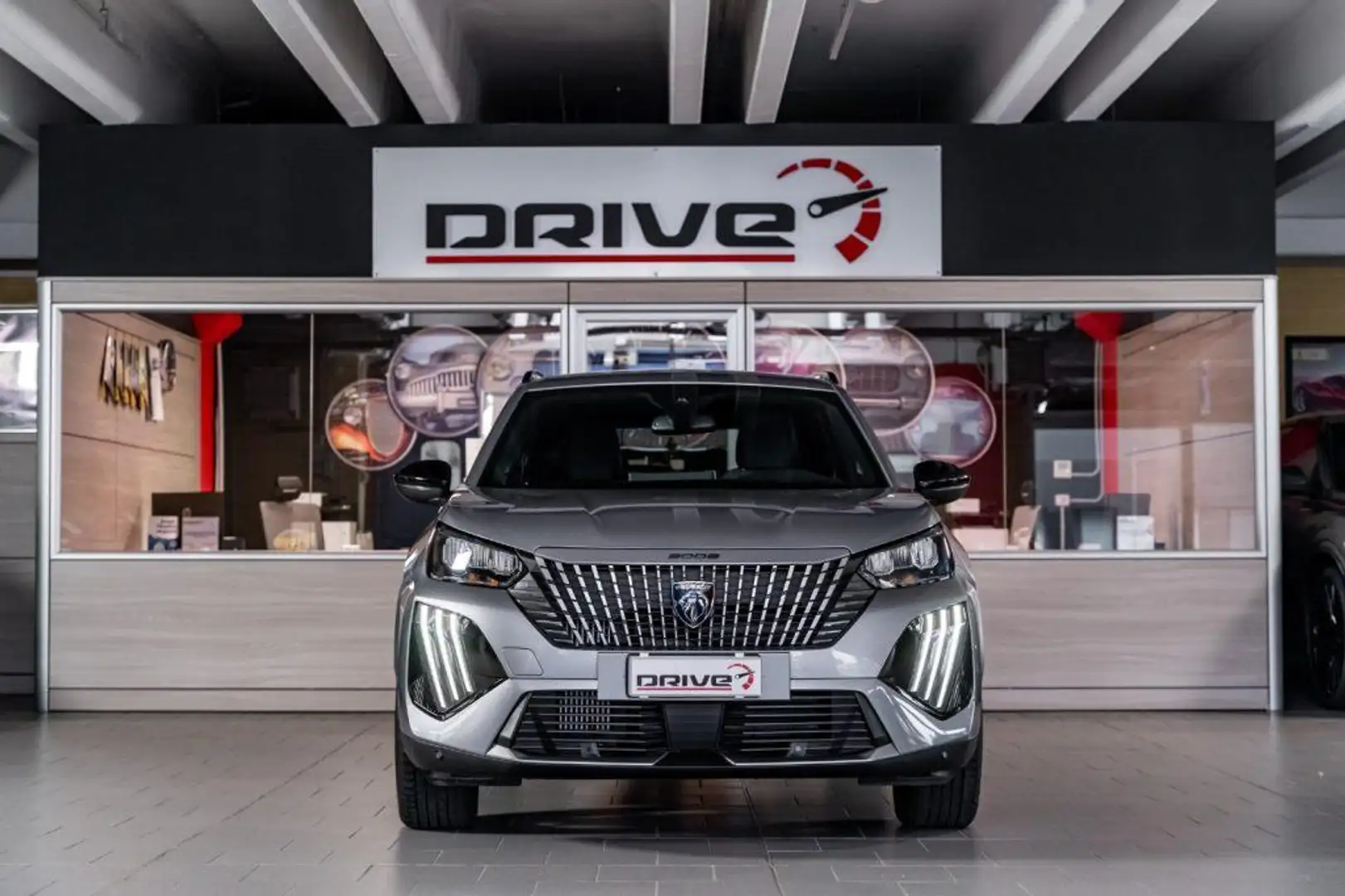 Peugeot 2008 PureTech 100 S&S Allure Grigio - 2