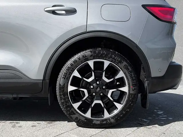 Ford Kuga view 9