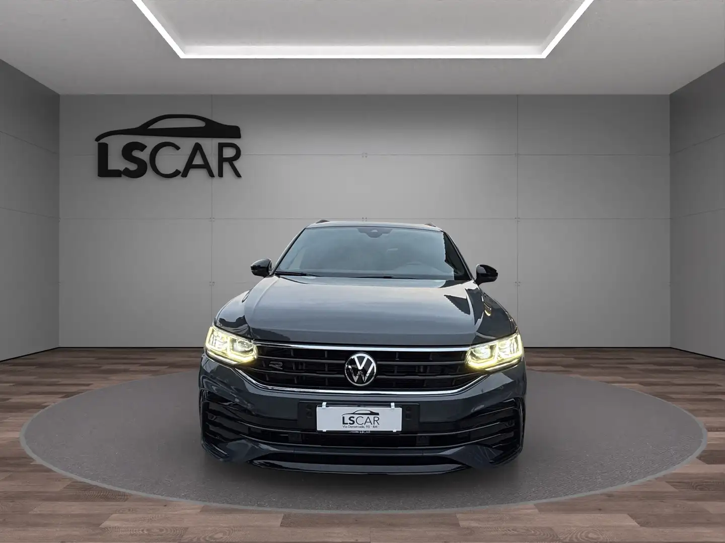Volkswagen Tiguan 2.0 tdi R-Line dsg~Unipro~Promo~Finanziamento Gris - 2