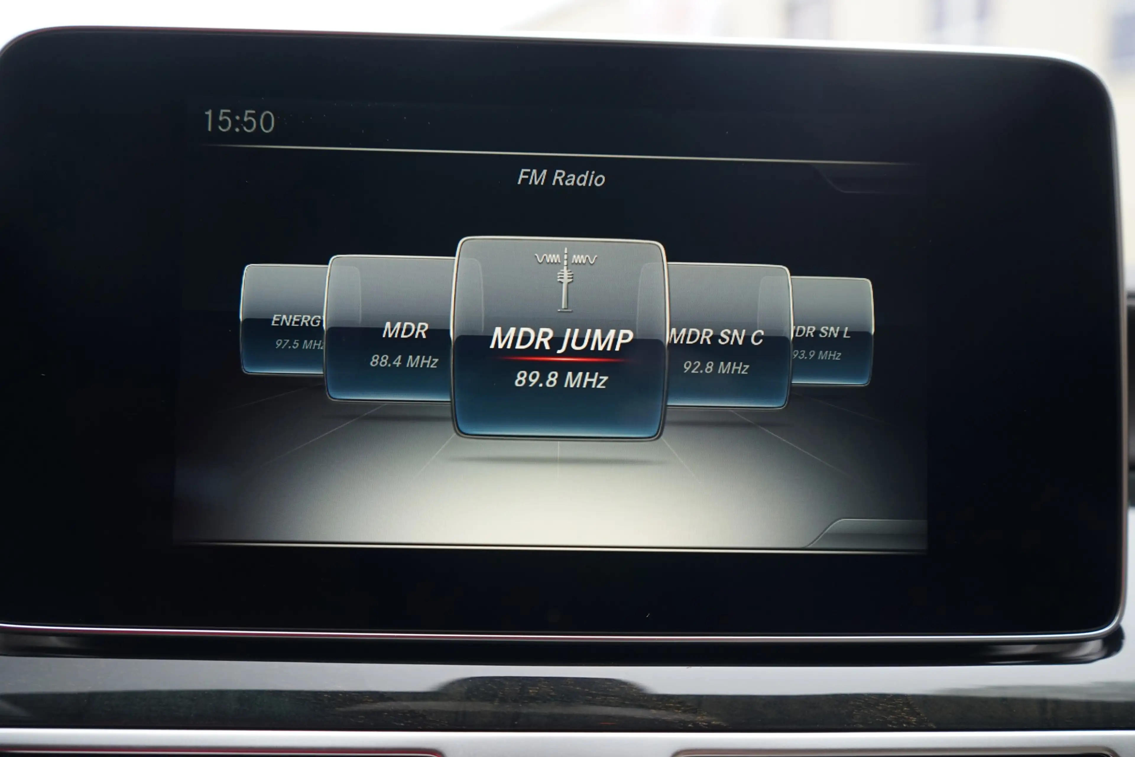 Mercedes-Benz CLS 400 4Matic LED Navi Sitzheizung Leder Kamera — photo 10