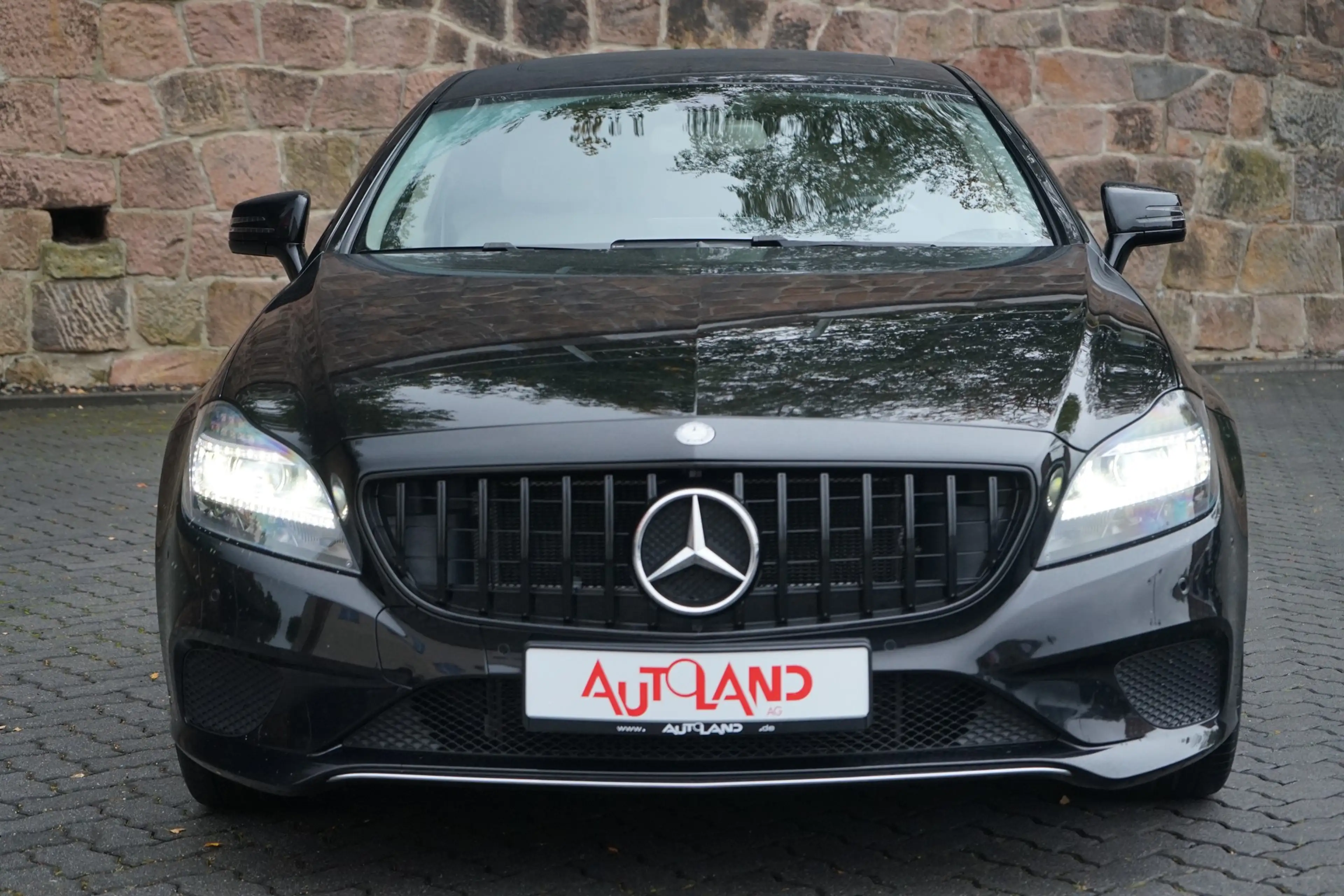 Mercedes-Benz CLS 400 4Matic LED Navi Sitzheizung Leder Kamera — photo 4