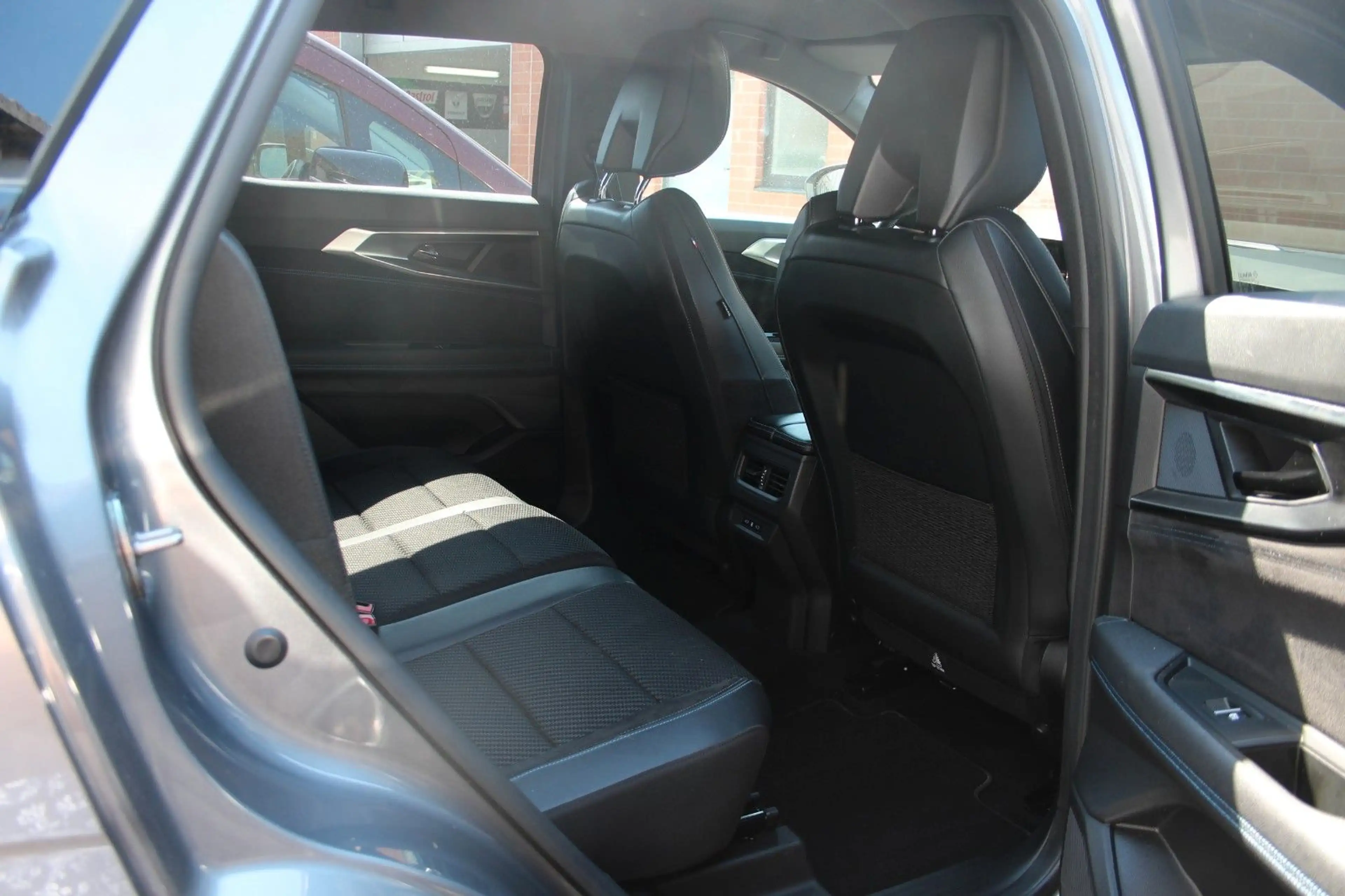 Renault Espace VI Esprit Alpine E-Tech Hybrid 200 — photo 9