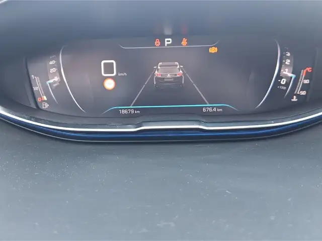 Peugeot 3008 view 15