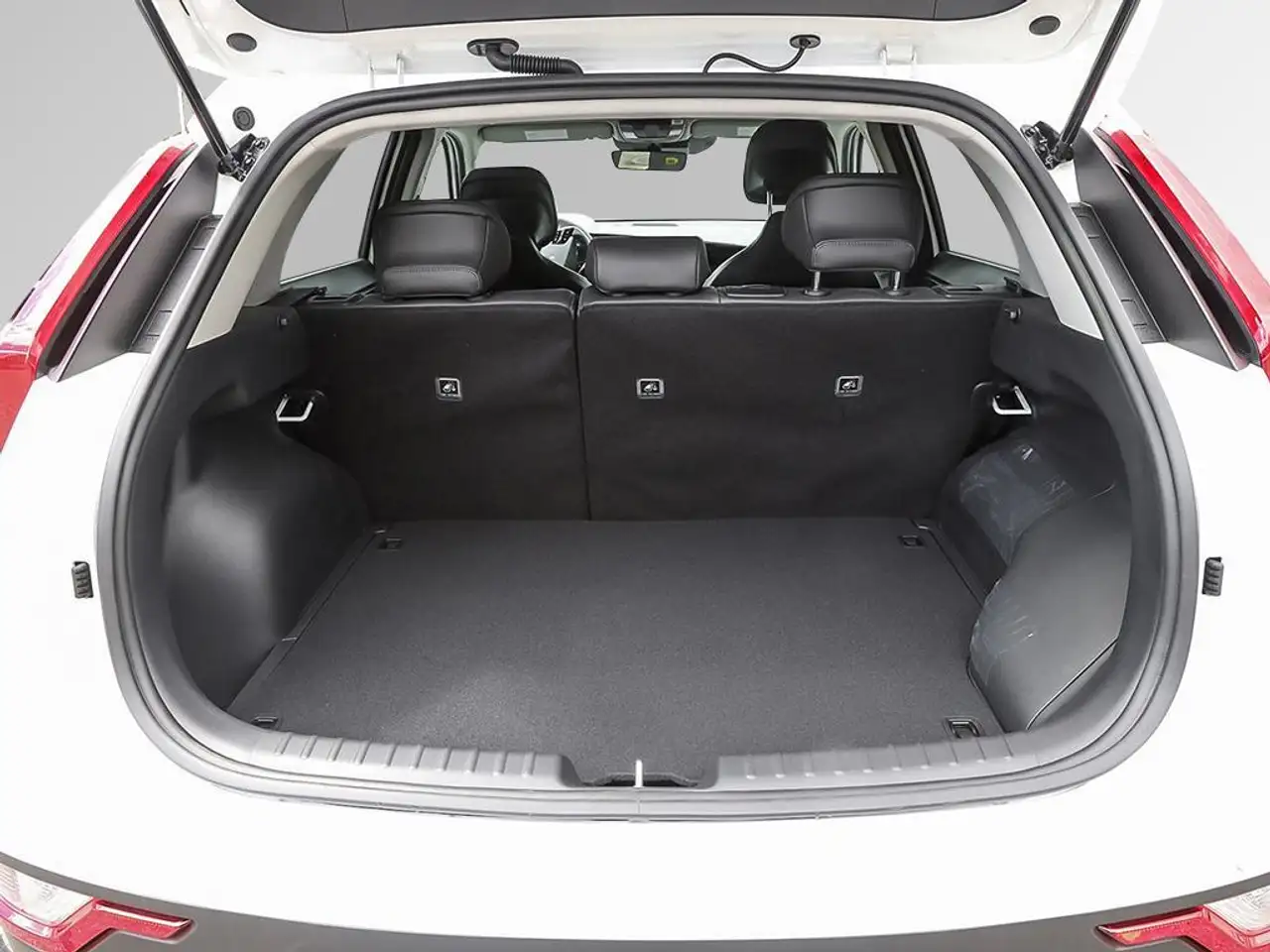 Kia Niro снимка Kia Niro